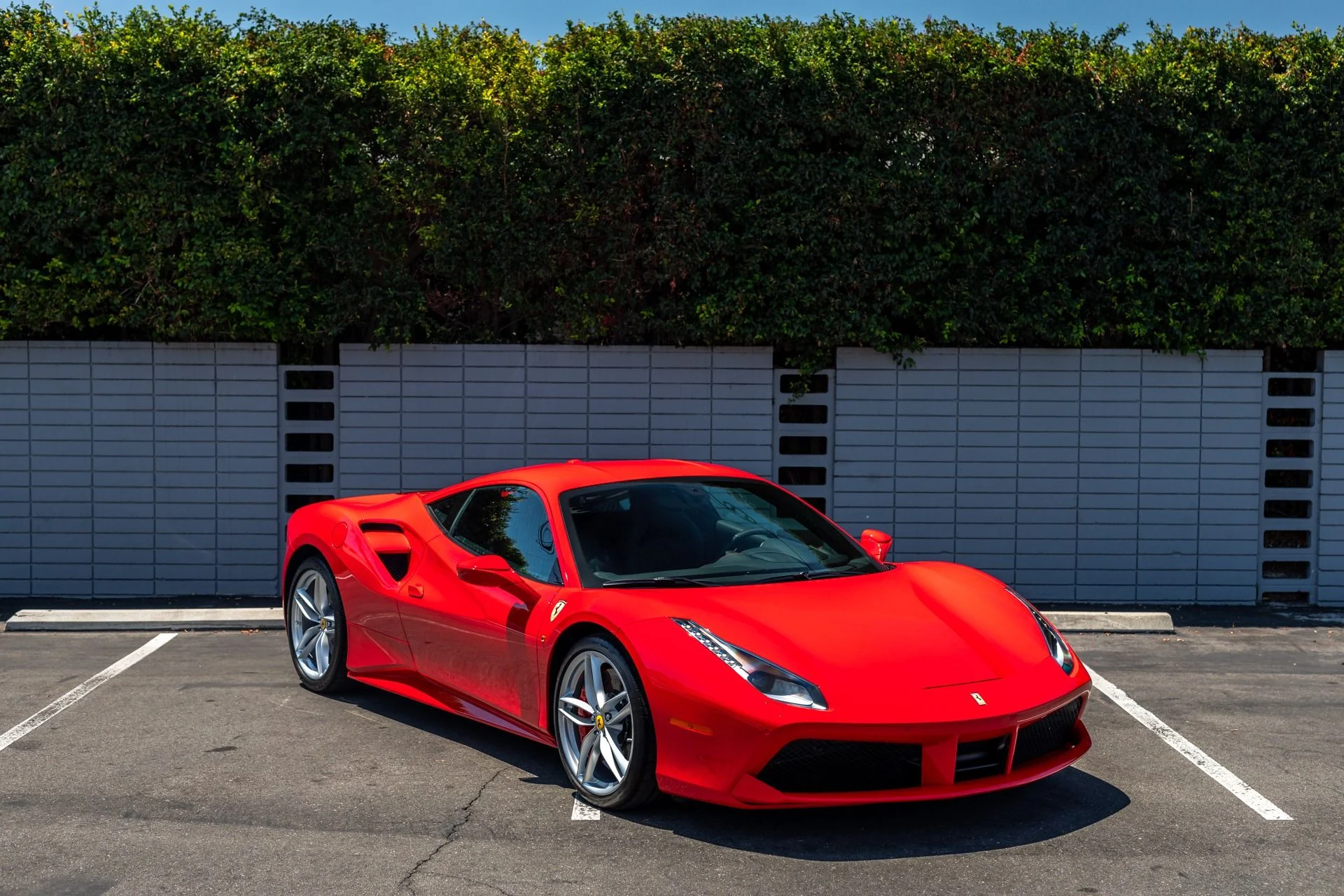 mph010_3088870040_Used_2016_Ferrari_488_GTB_1754854695_74b68bc4c9