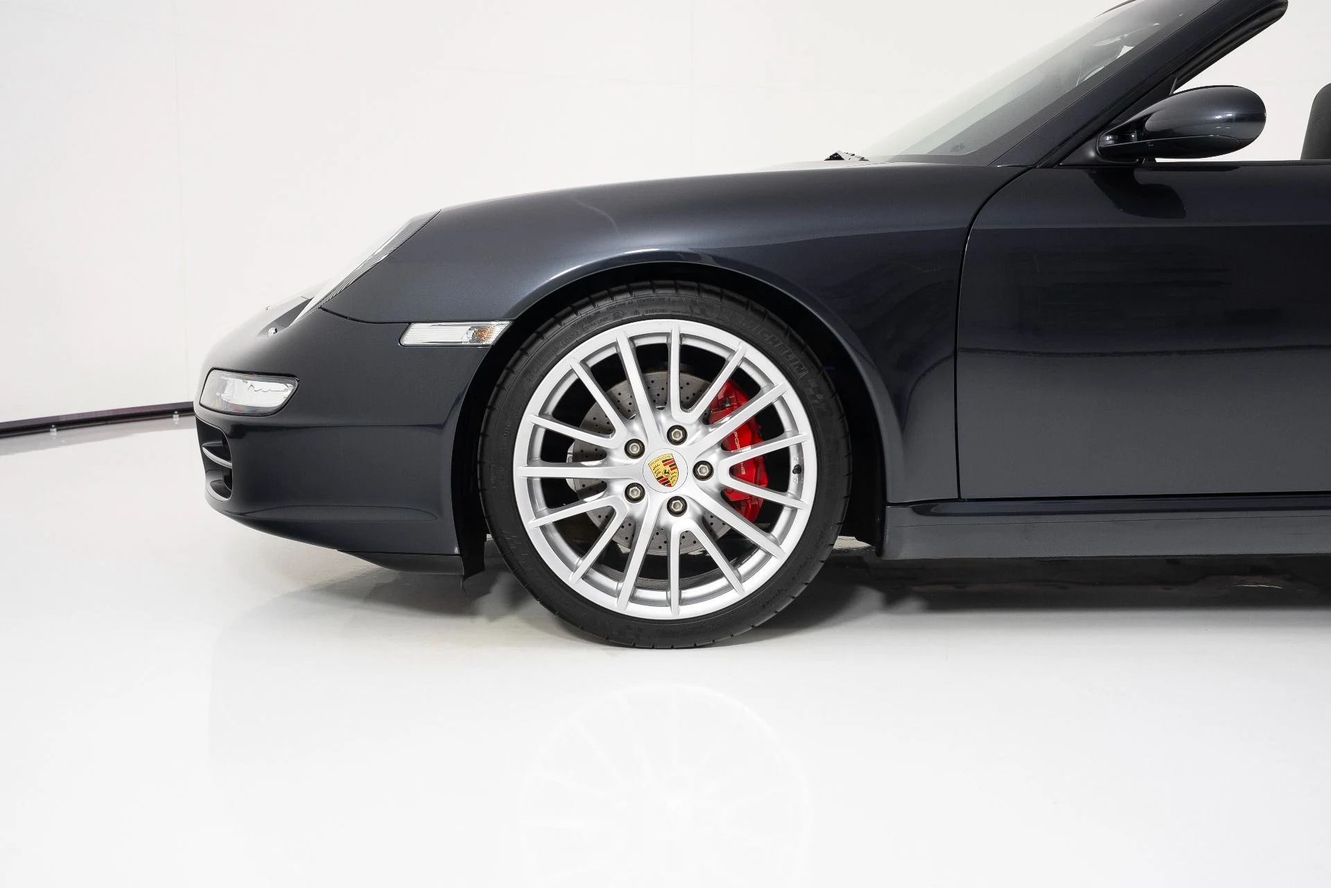 mph010_3090811322_Used_2006_Porsche_911_Carrera_S_Carrera_S_1756323790_ac566f4c07