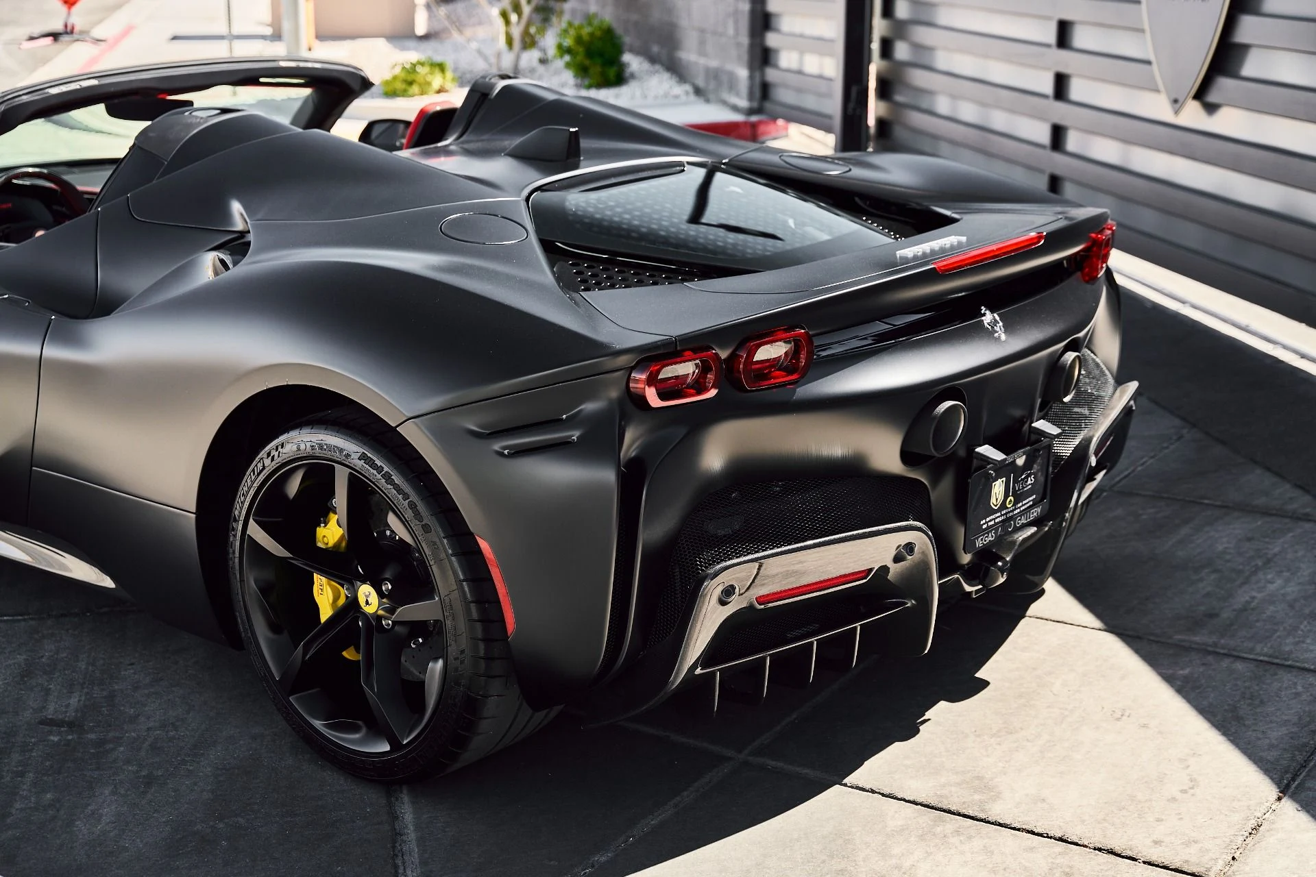 mph010_3091160177_Used_2024_Ferrari_SF_90_Spider_Base_1785519968_9310e08683