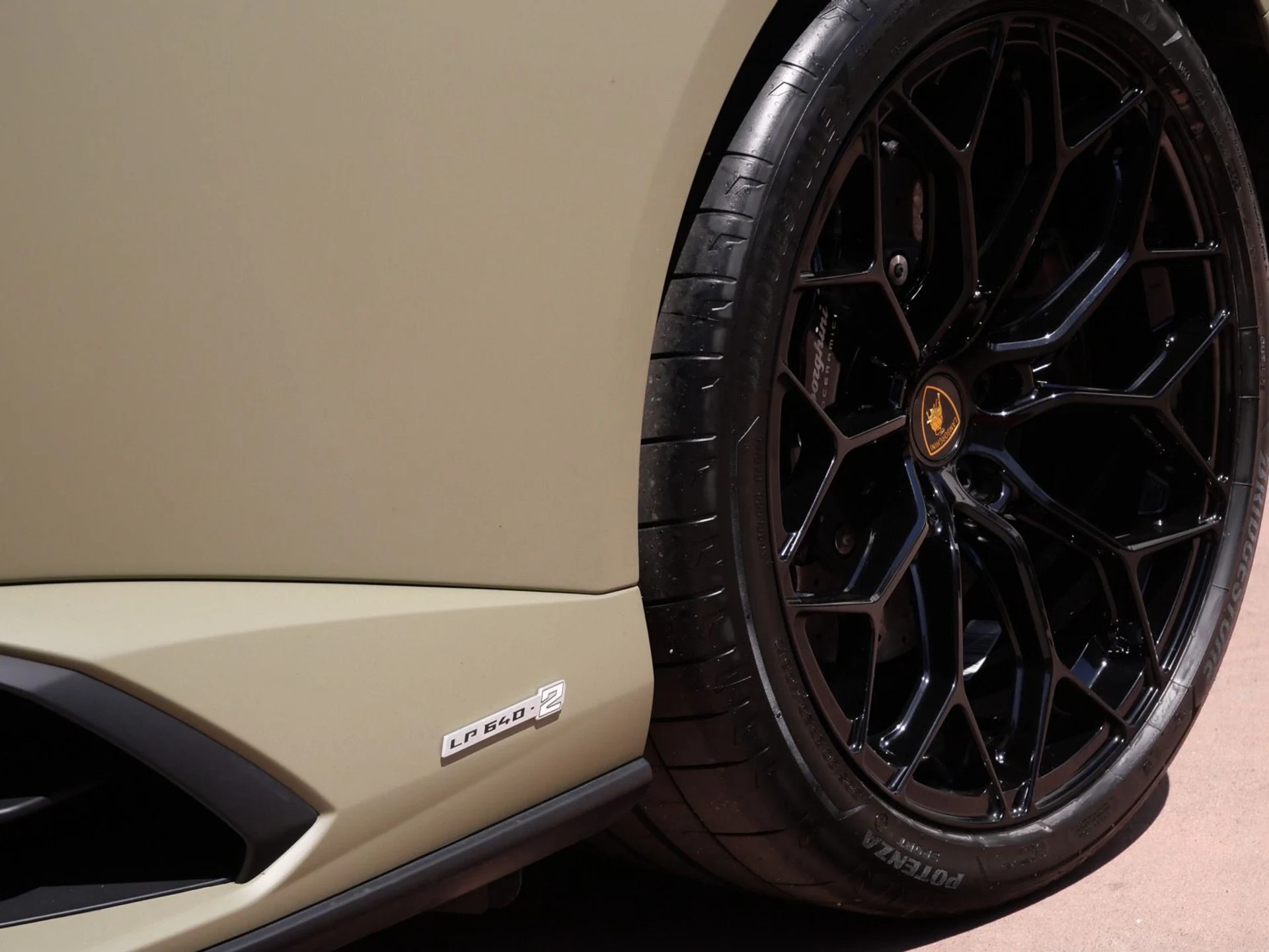 mph010_3093976336_8e2704e733b59346c7b3f994919f3505x_30f7dd8f86