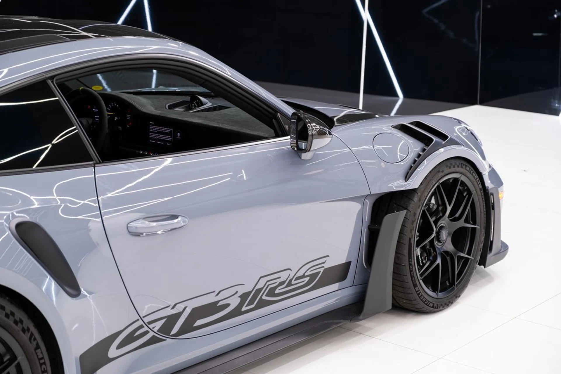 mph010_3095725986_e7ef385988a739930e469ba89ee86a8e_96538f18b2