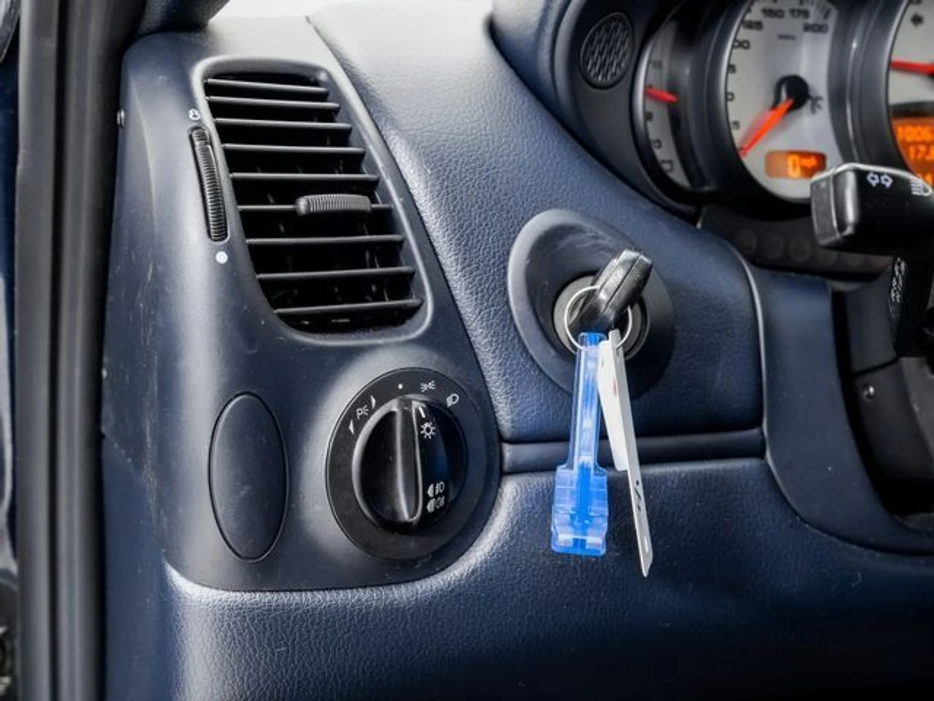 mph010_3100807149_2eceda36be31012173fa567f63702816_50fcc777fd