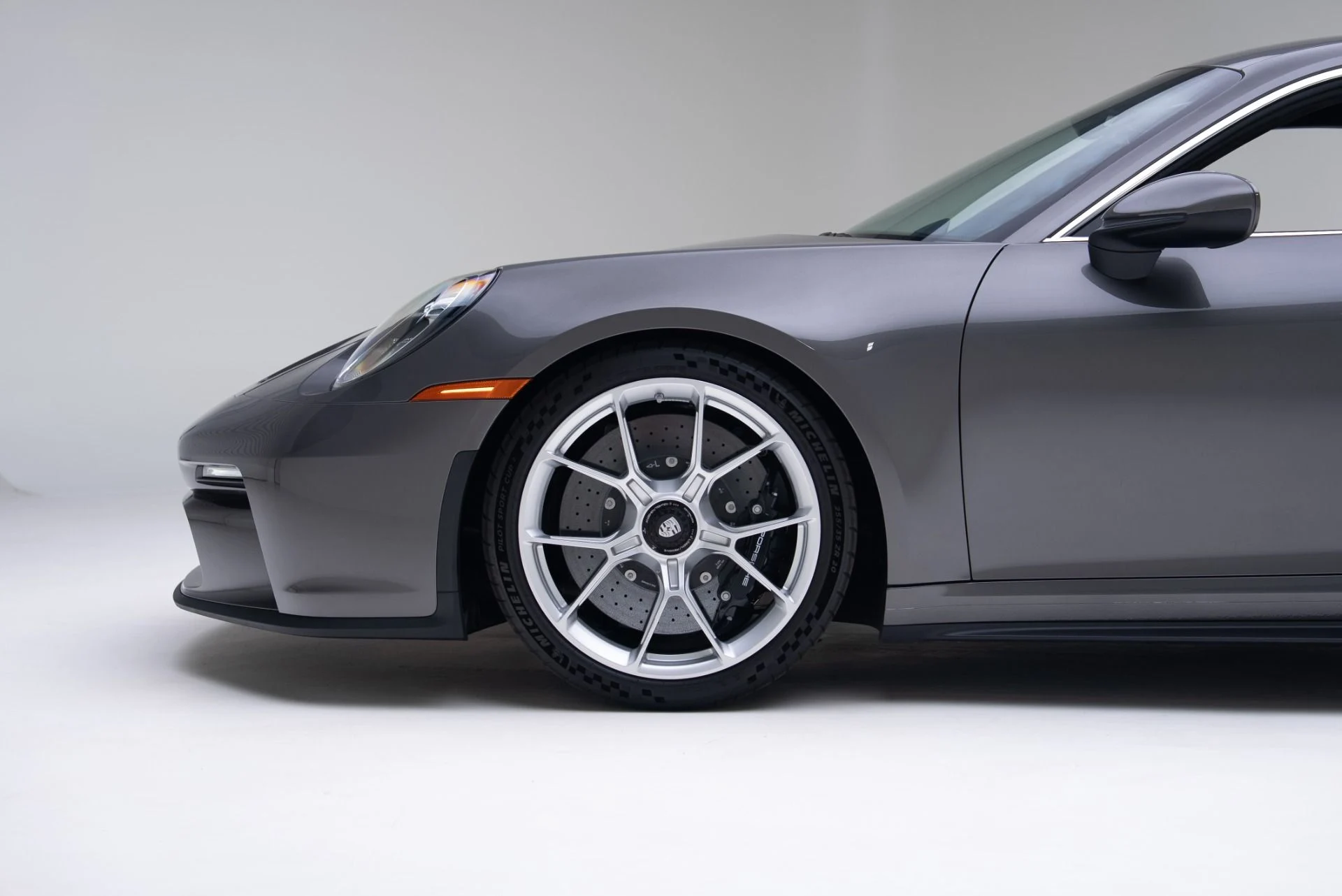 mph010_3102154078_Used_2024_Porsche_911_GT_3_Touring_1765917490_01b9913ccb