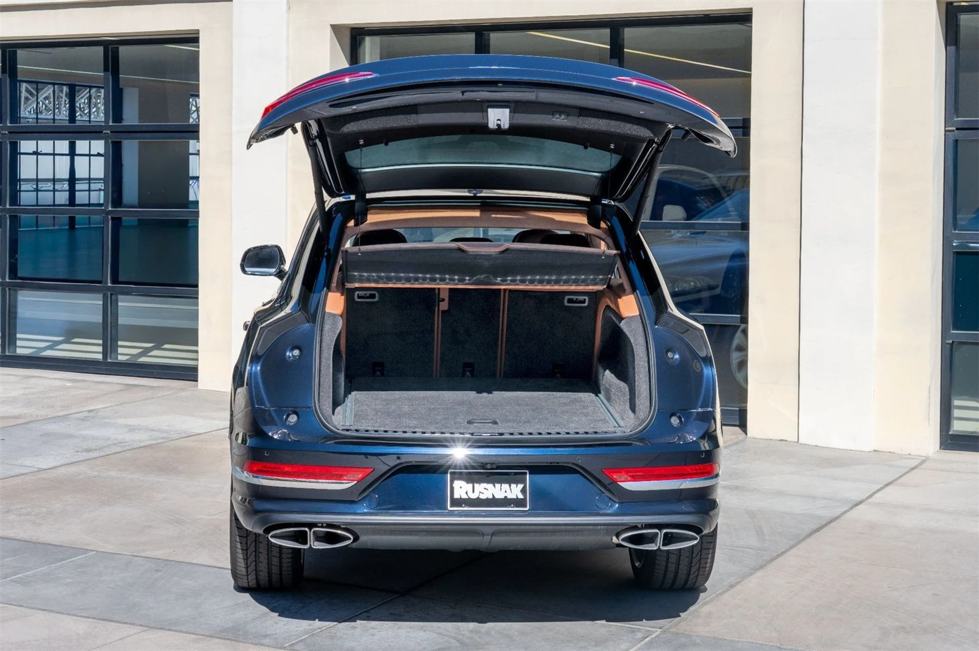 mph010_3109127296_a63311a629b40538274adf6d8dd31257_87a04b60df