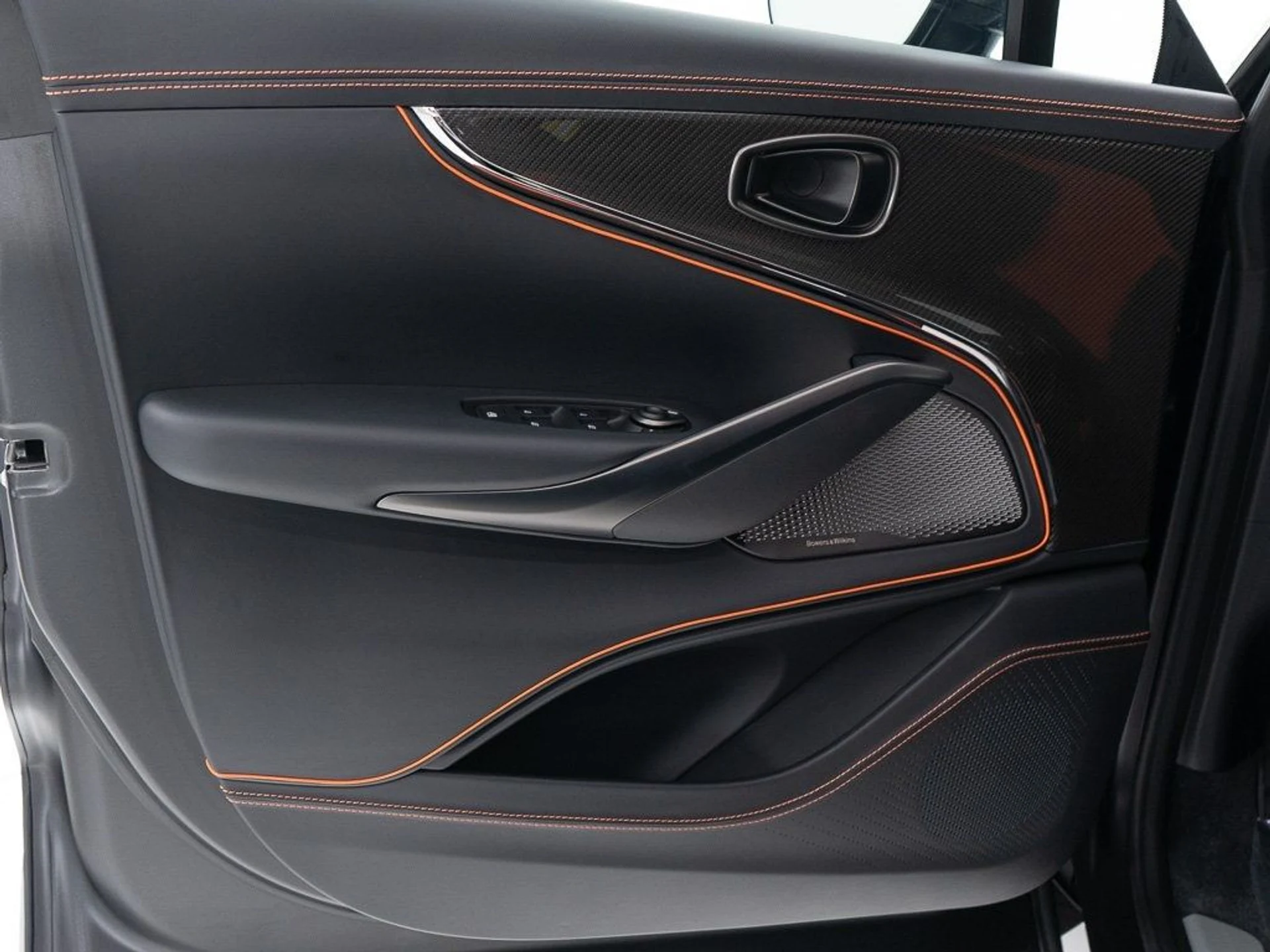 mph010_312017295_dc527b5df7a5538c52df2f923613e714_6eda164261