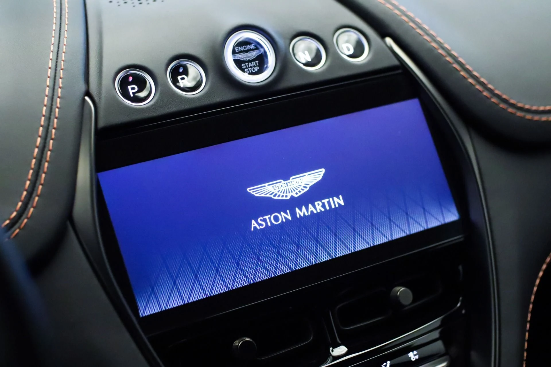 mph010_3130276943_Used_2023_Aston_Martin_DBX_707_1744811581_cda508d721