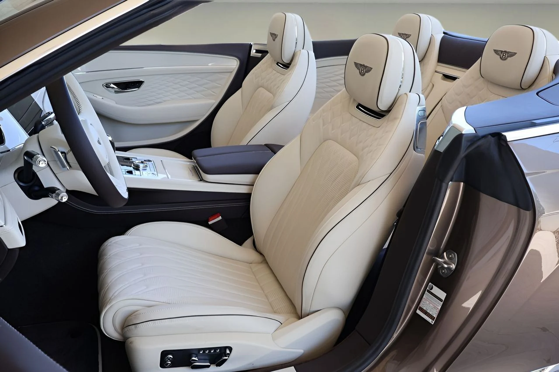 mph010_3133356535_11_f93ed4534d