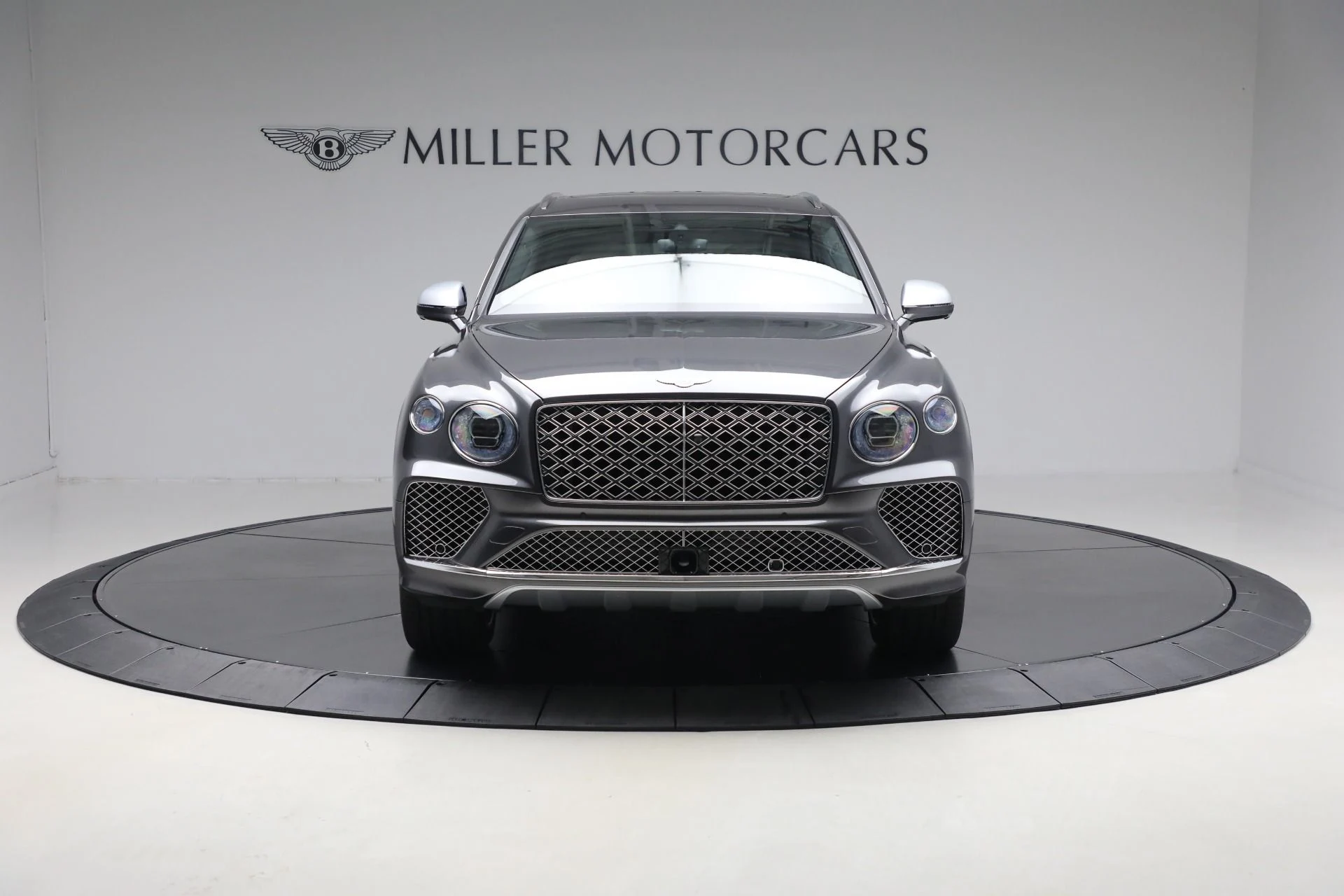mph010_3145783920_New_2025_Bentley_Bentayga_EWB_Mulliner_V8_05dce97611