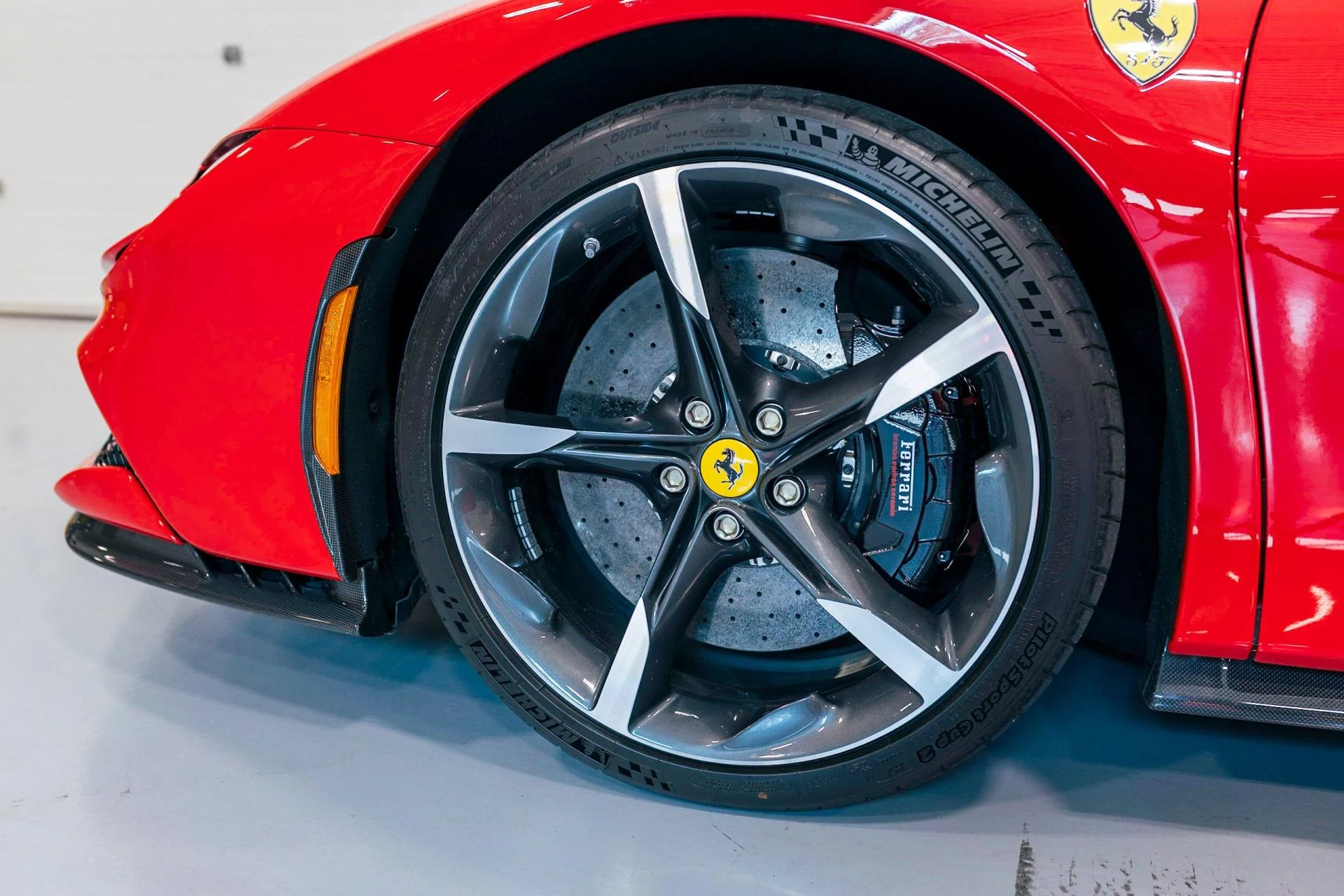 mph010_3152812273_Used_2025_Ferrari_SF_90_Spider_Base_1782922736_2d205dd97b