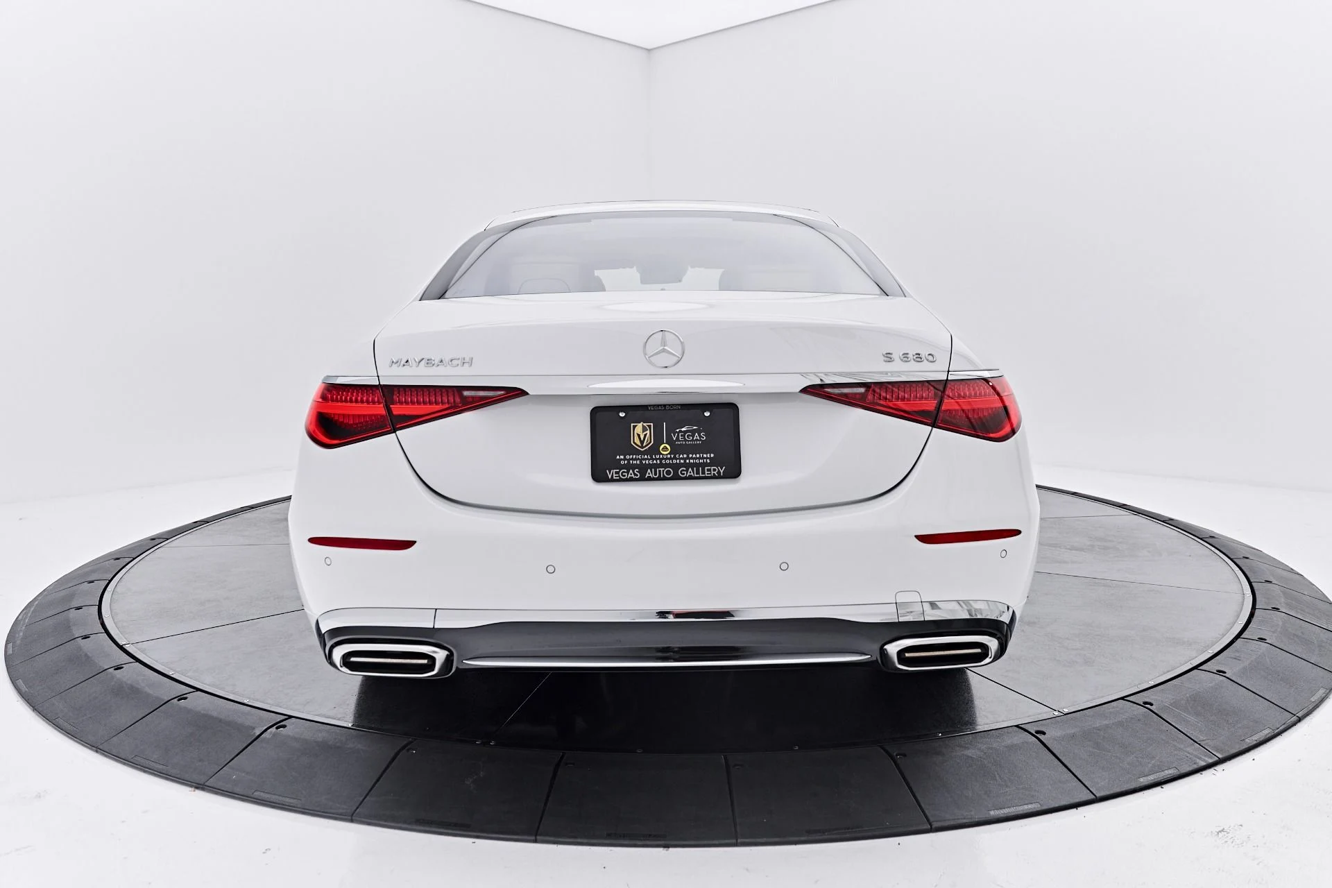 mph010_3155607734_Used_2026_Mercedes_Benz_S_Class_Maybach_S_680_1790206780_e6528fce7b