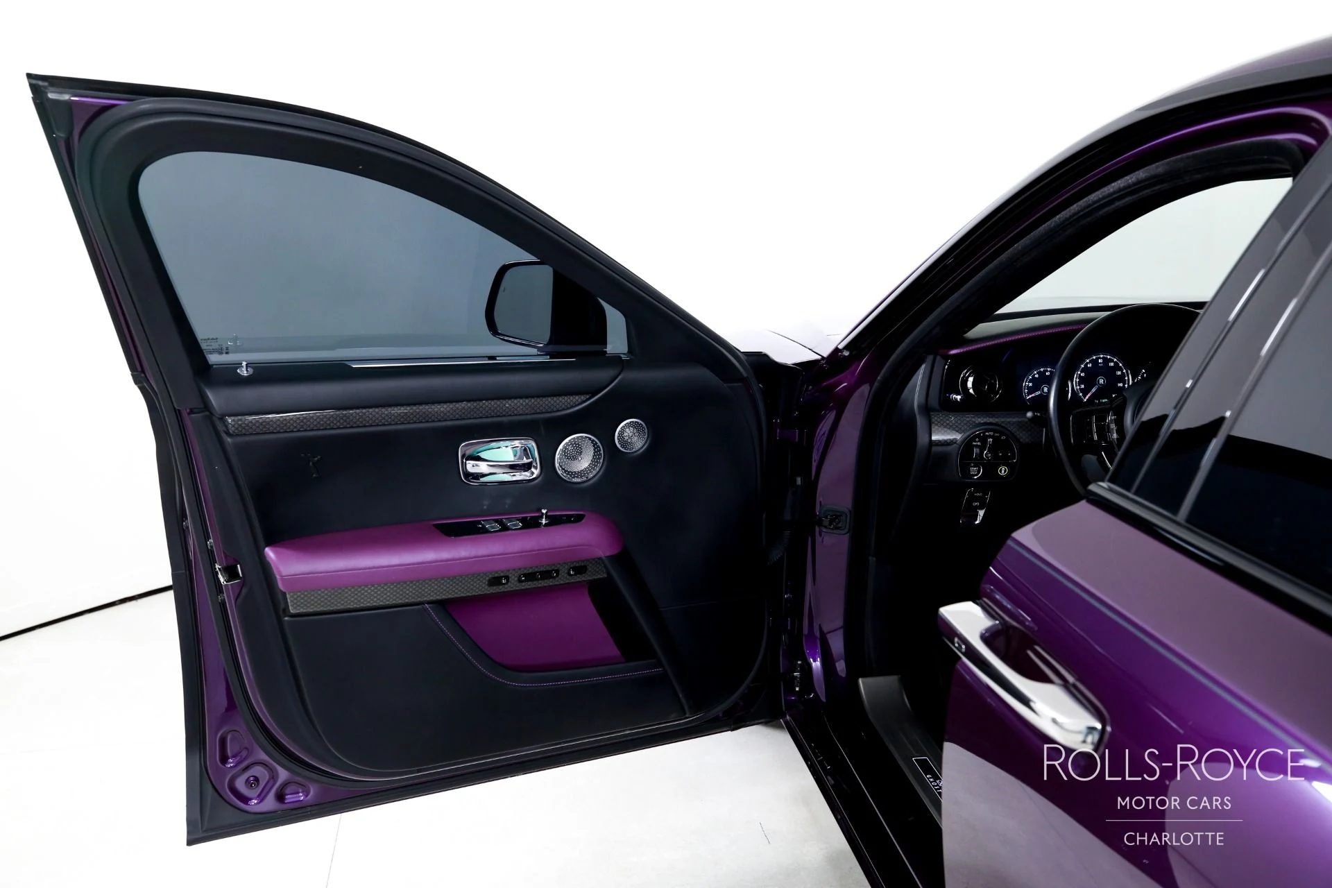 mph010_3157464474_Used_2022_Rolls_Royce_Black_Badge_Ghost_1772490971_44d00e0b7f