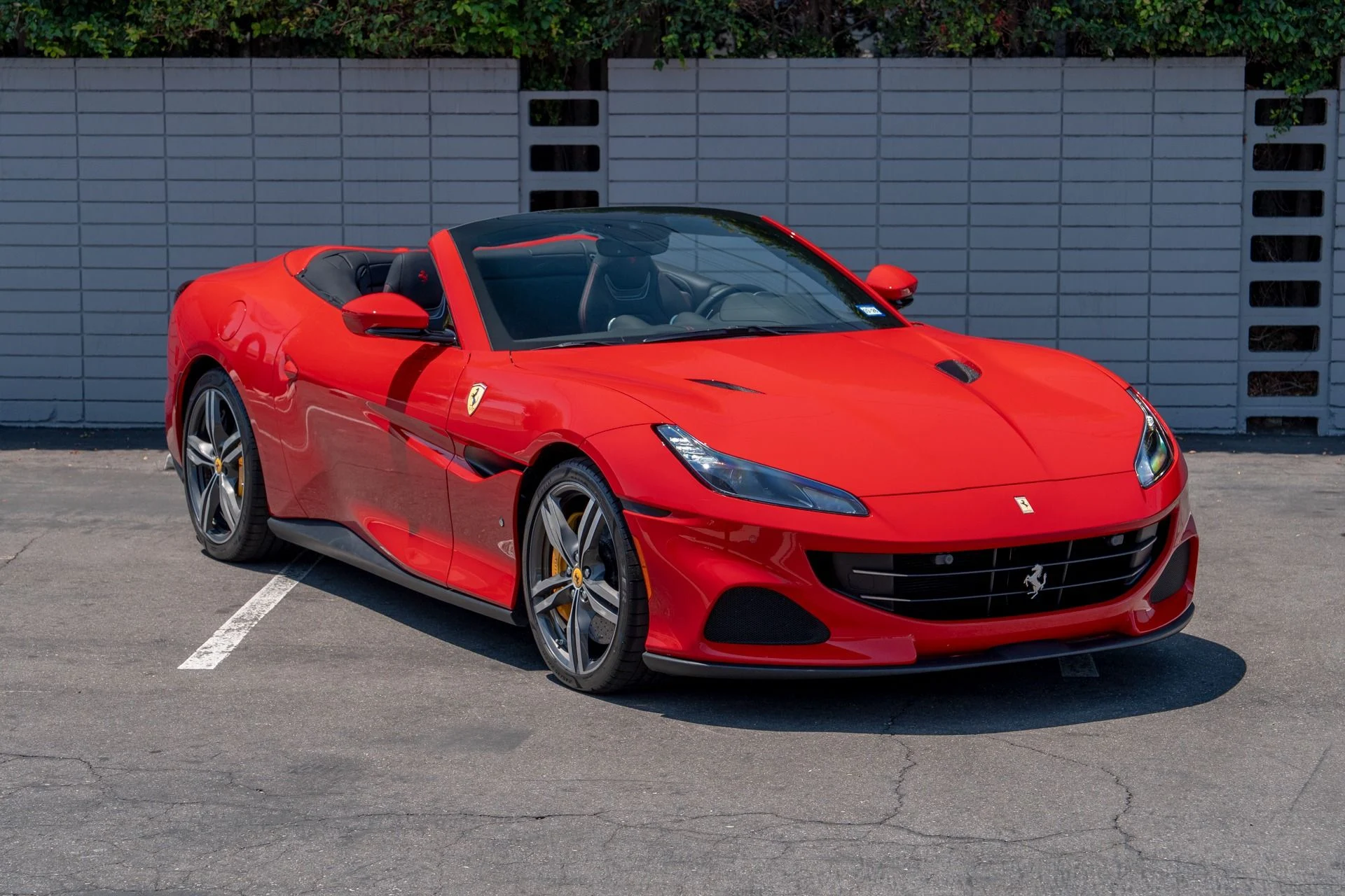 mph010_3162702786_Used_2022_Ferrari_Portofino_M_1754671888_14e6e72a78