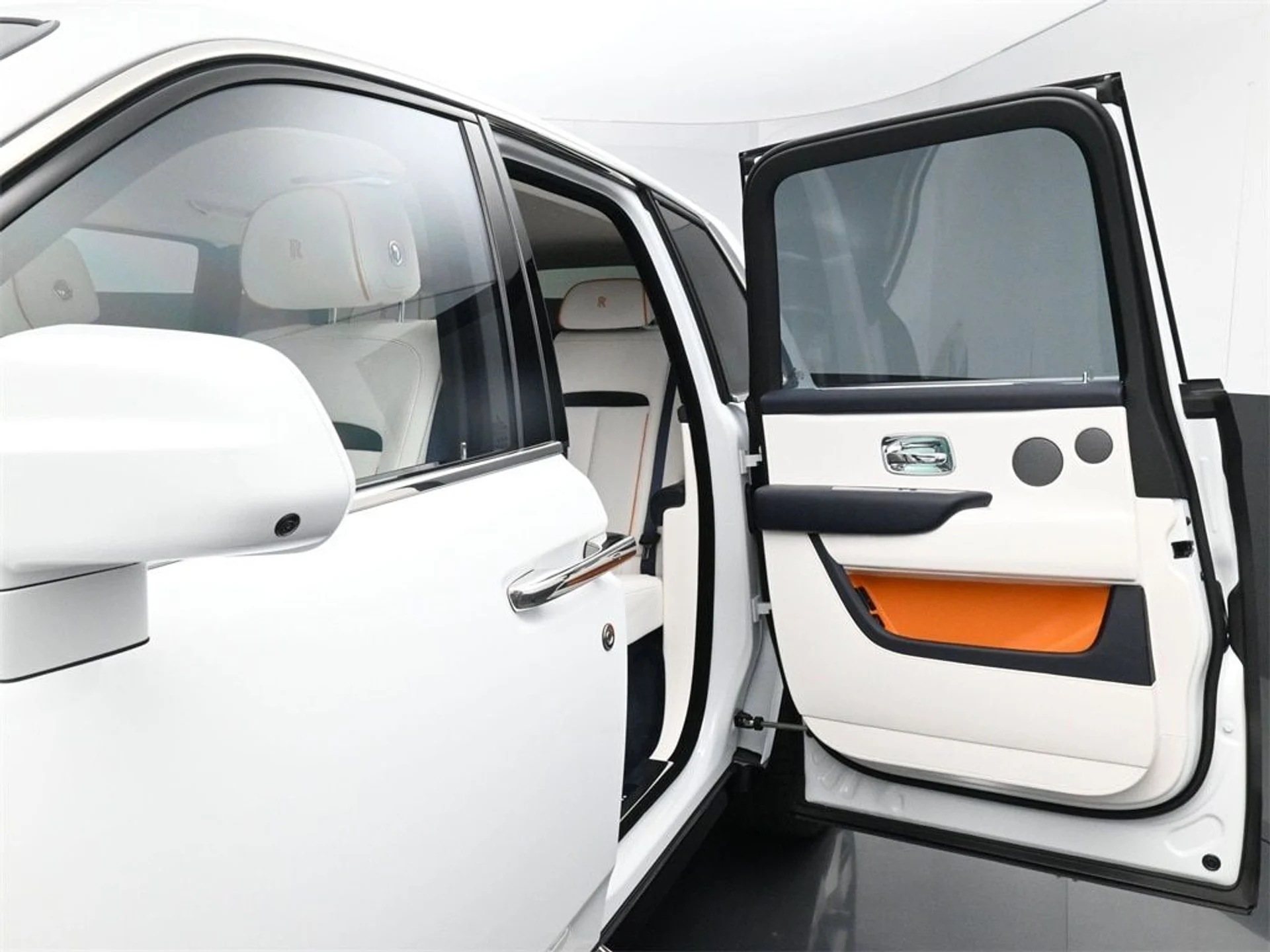 mph010_3166541670_03bfc21306c34e7542918ef3ed51e7d1x_a3d226b247