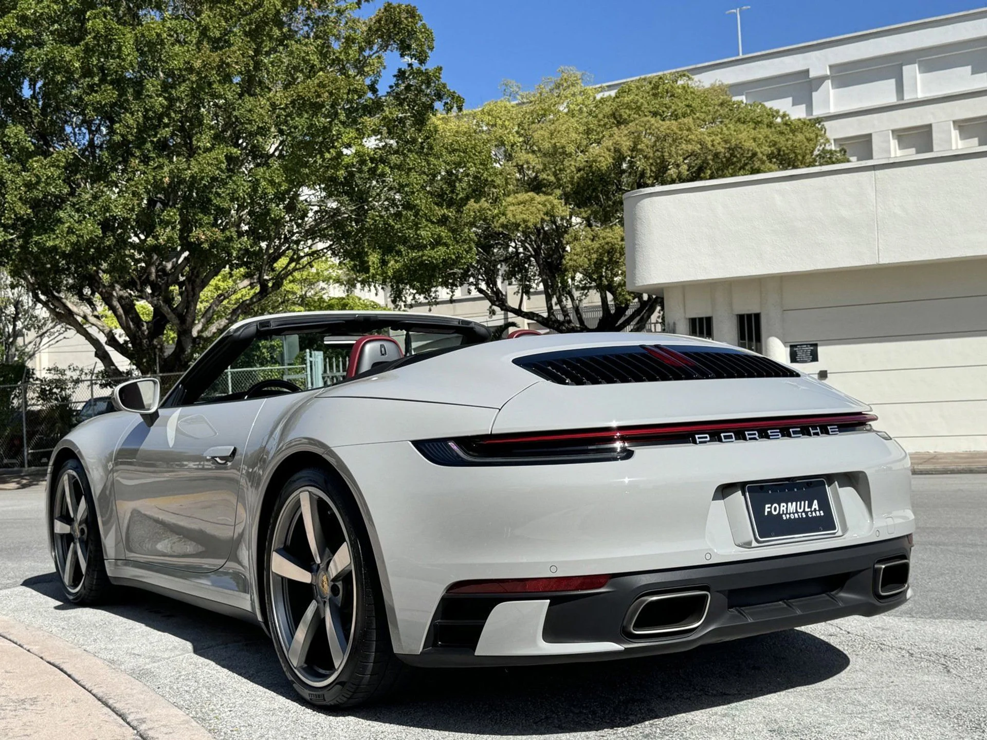 mph010_3172512091_fbeba4beae2e4a0cb8bb5a214f2e45eb_e859d9299d