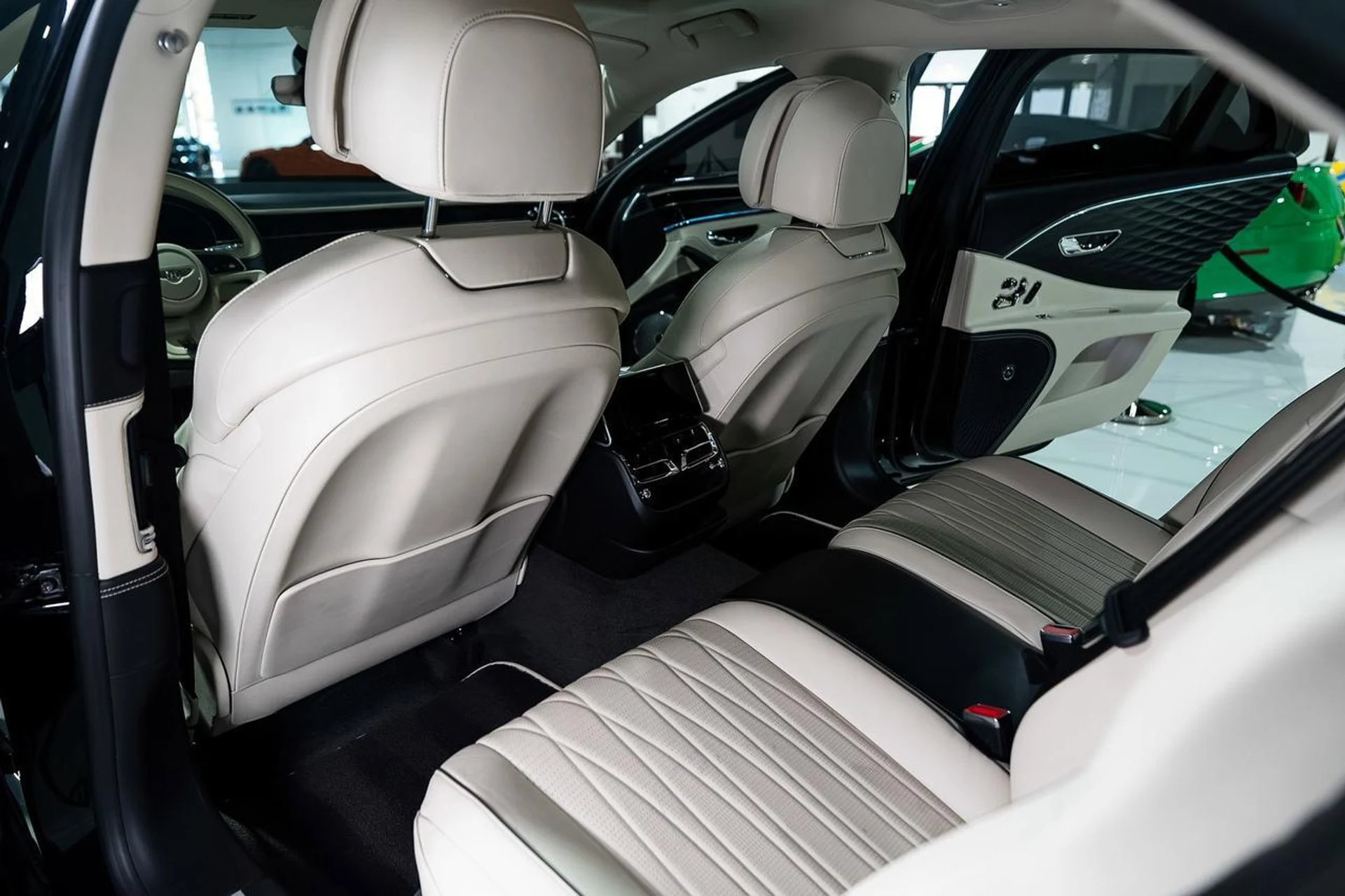 mph010_3173416215_066d3d925e61f2ee0e01c5187ee0474b_de6c4bf193