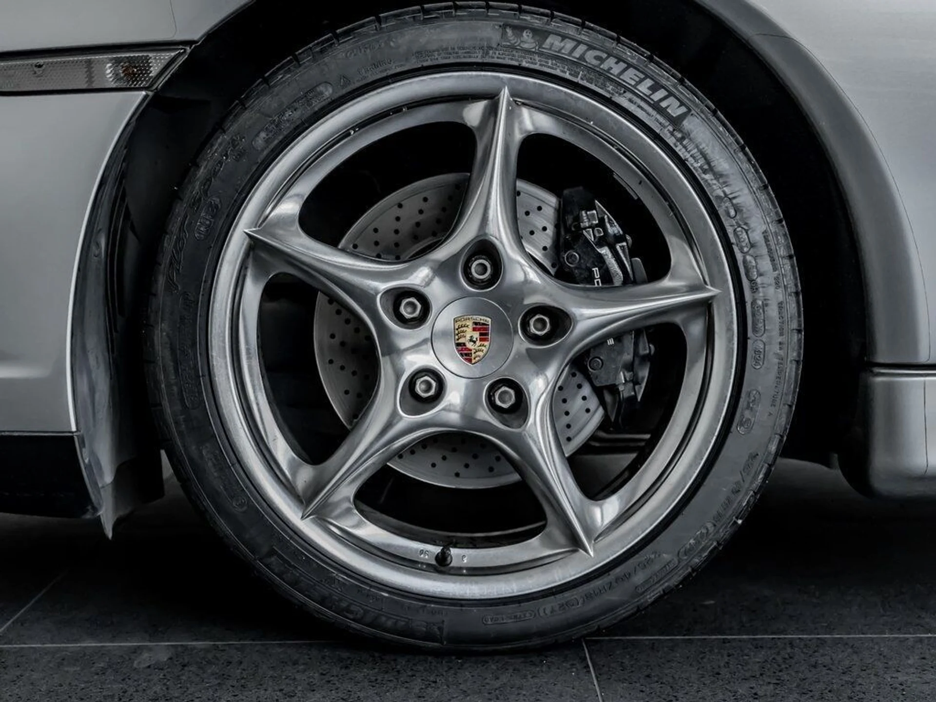 mph010_3177209358_e043edaf0eb688ee273797870a366e75_421c17f1fe