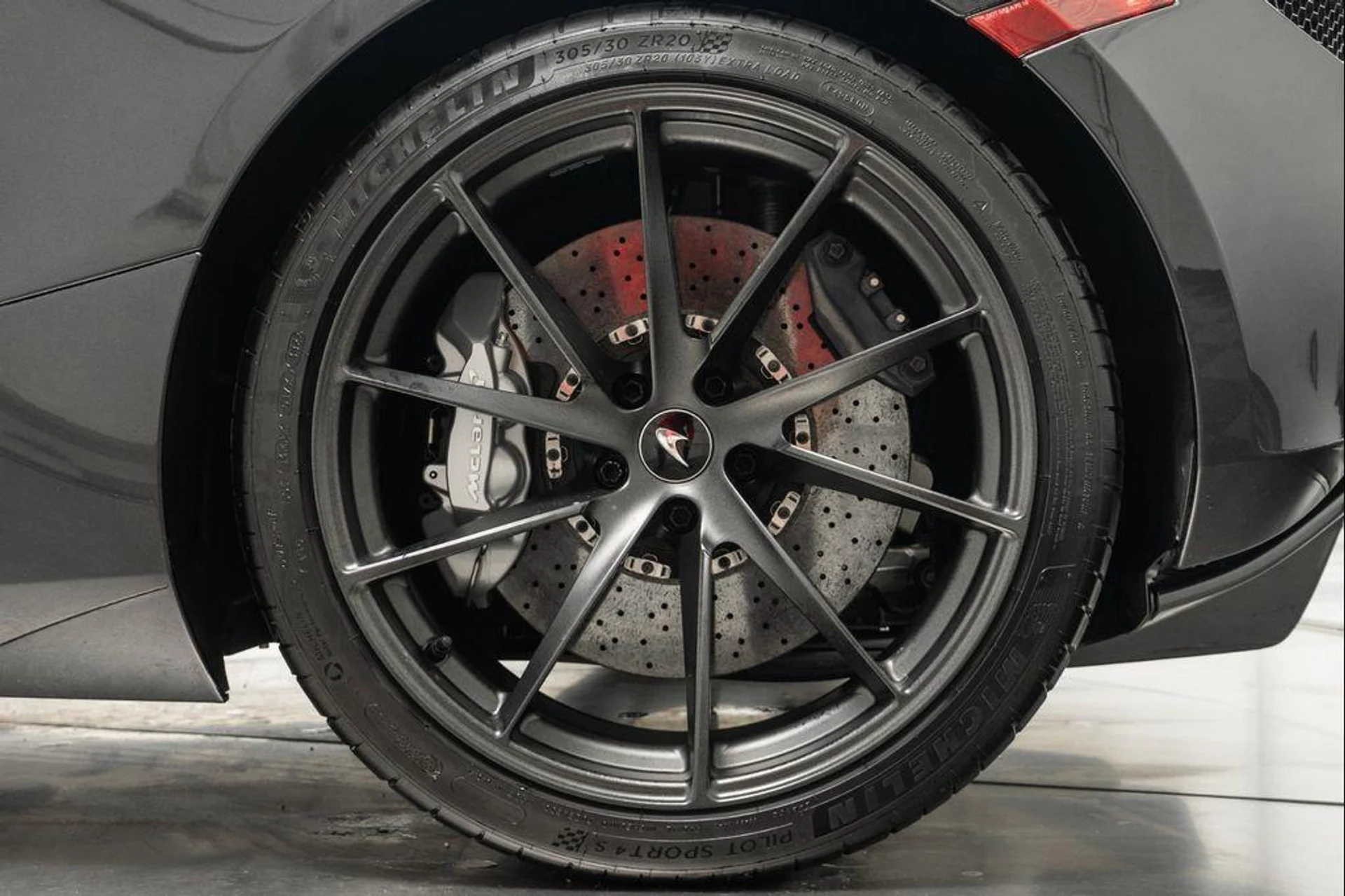 mph010_3177865032_86_R_G_vu_Zv_OD_Tbcy_Yx_DRH_9_E_Mz_s_c959f72625