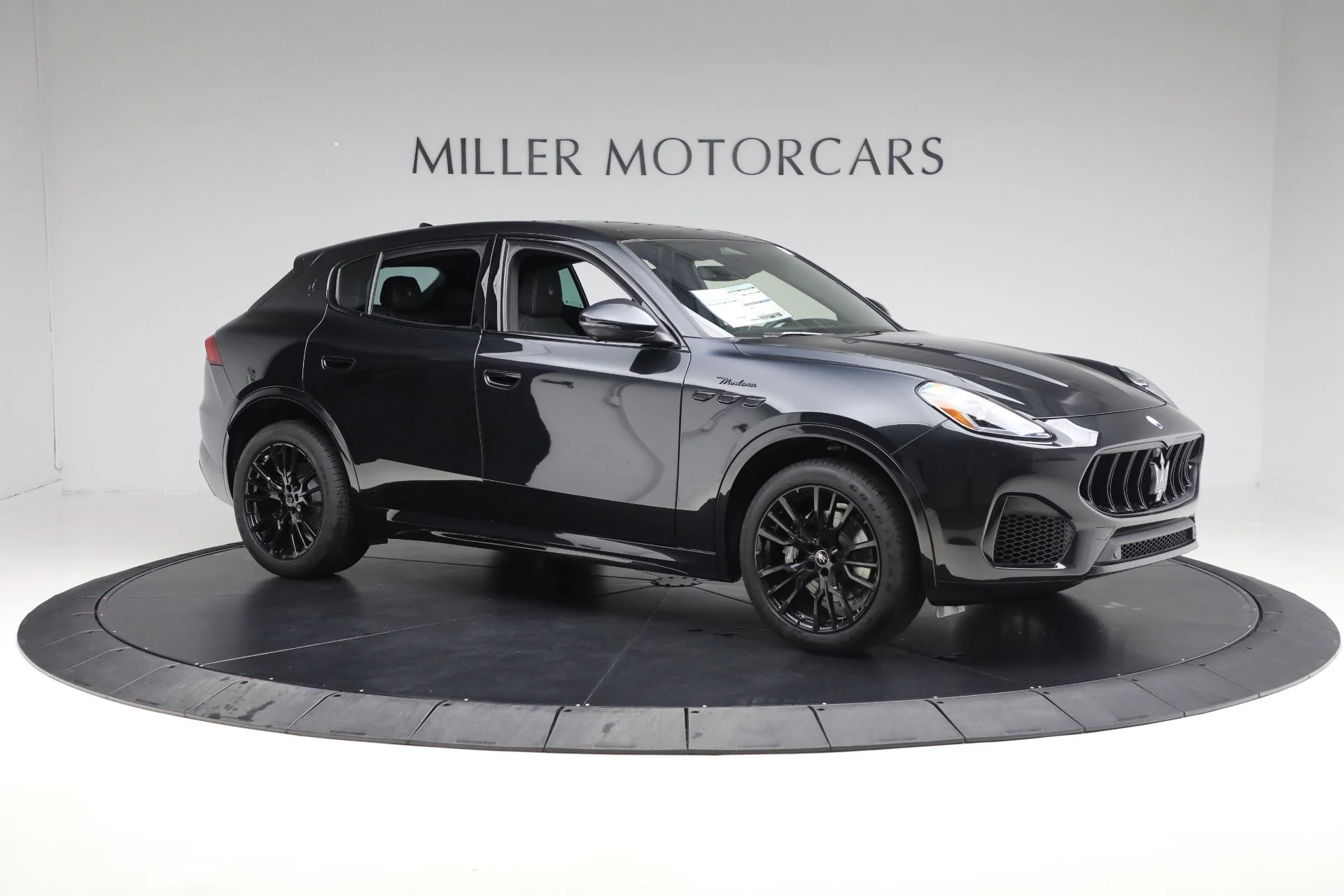 mph010_3178421343_New_2025_Maserati_Grecale_Modena_1747326641_b50e834239