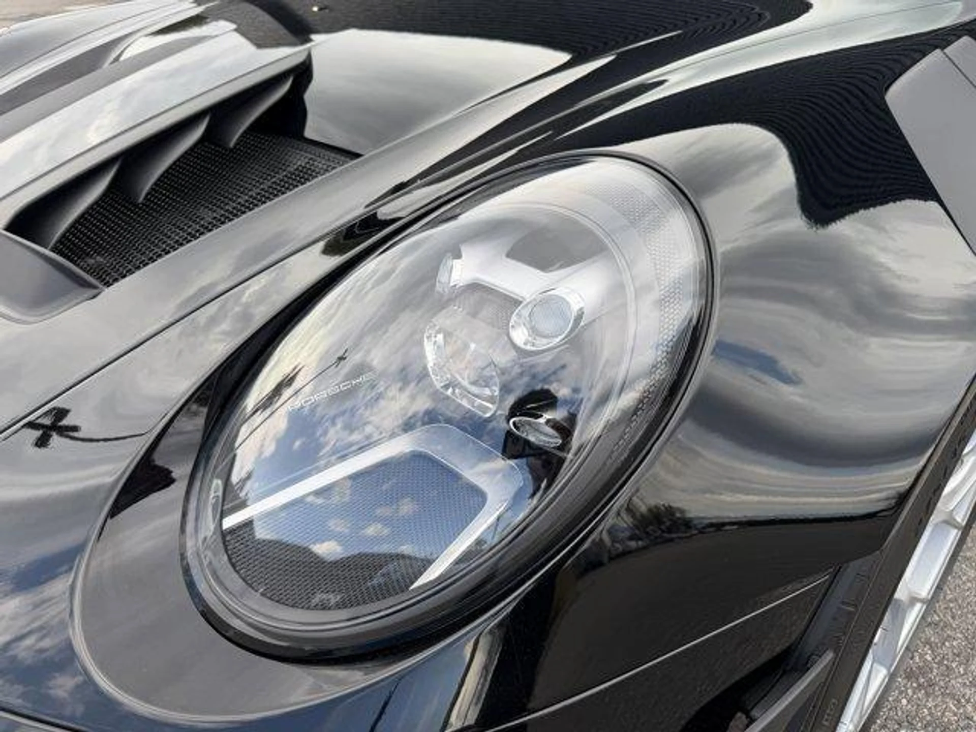 mph010_3181645142_Xmrv_Fq_Du_Llrv_EIS_g_B_Zhet_BAPAA_fda9177a1a