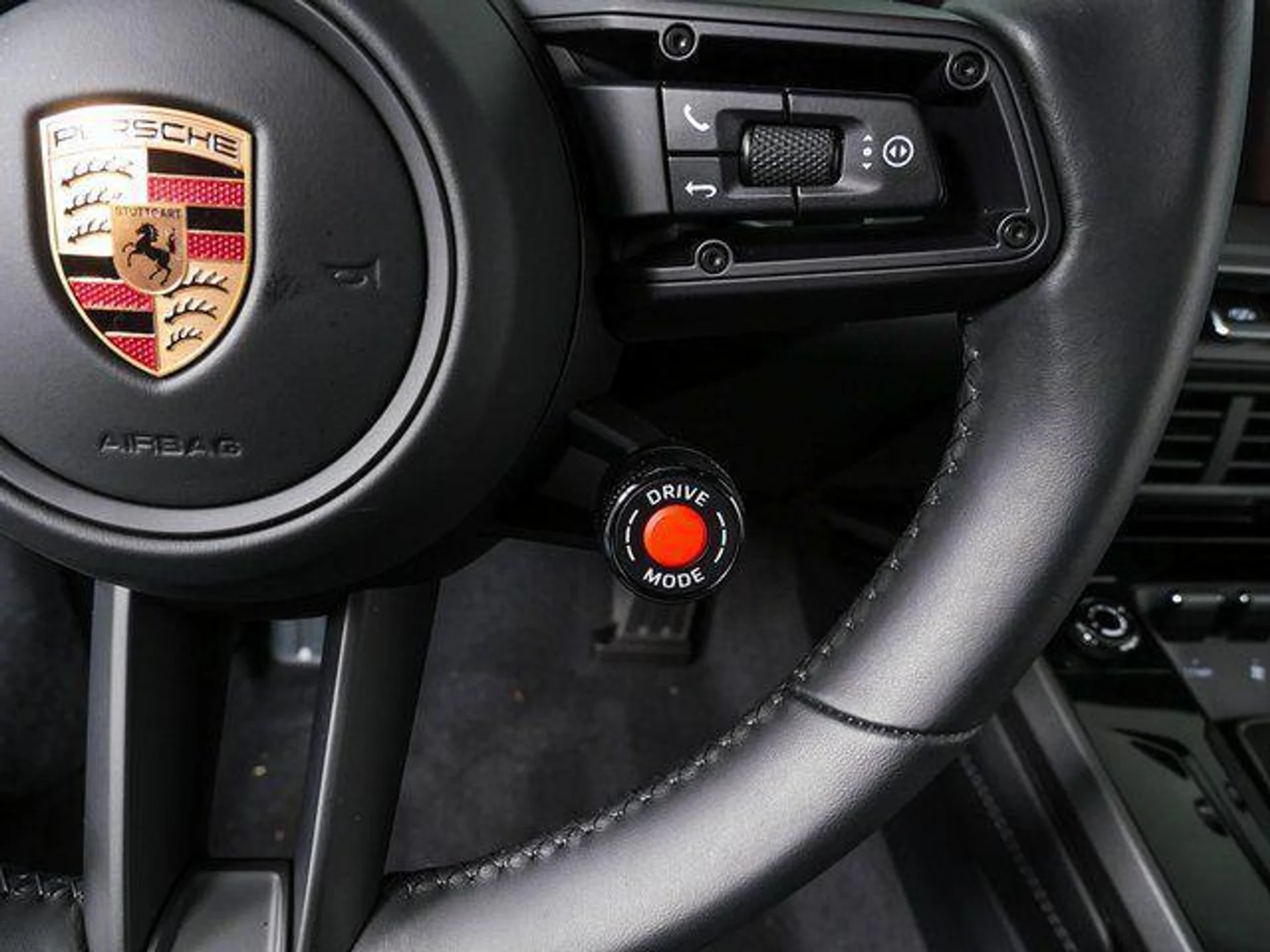 mph010_319409424_CT_Gi_Ol_Ig_Auu0jdlv6_T4_F_Vi_Plx_OQ_0842c27a97