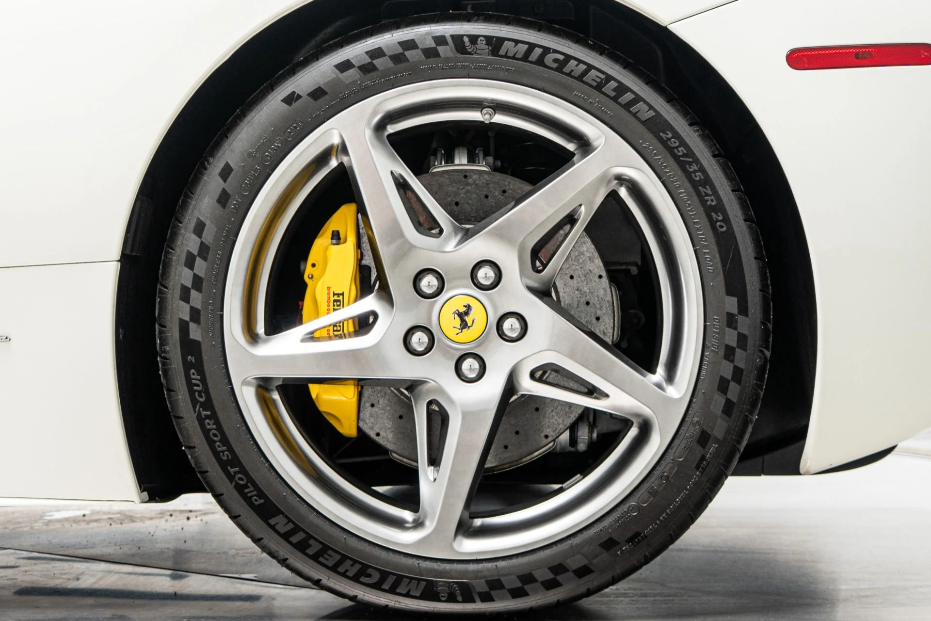 mph010_3195376712_Used_2014_Ferrari_458_Spider_1788900825_30d2a09617