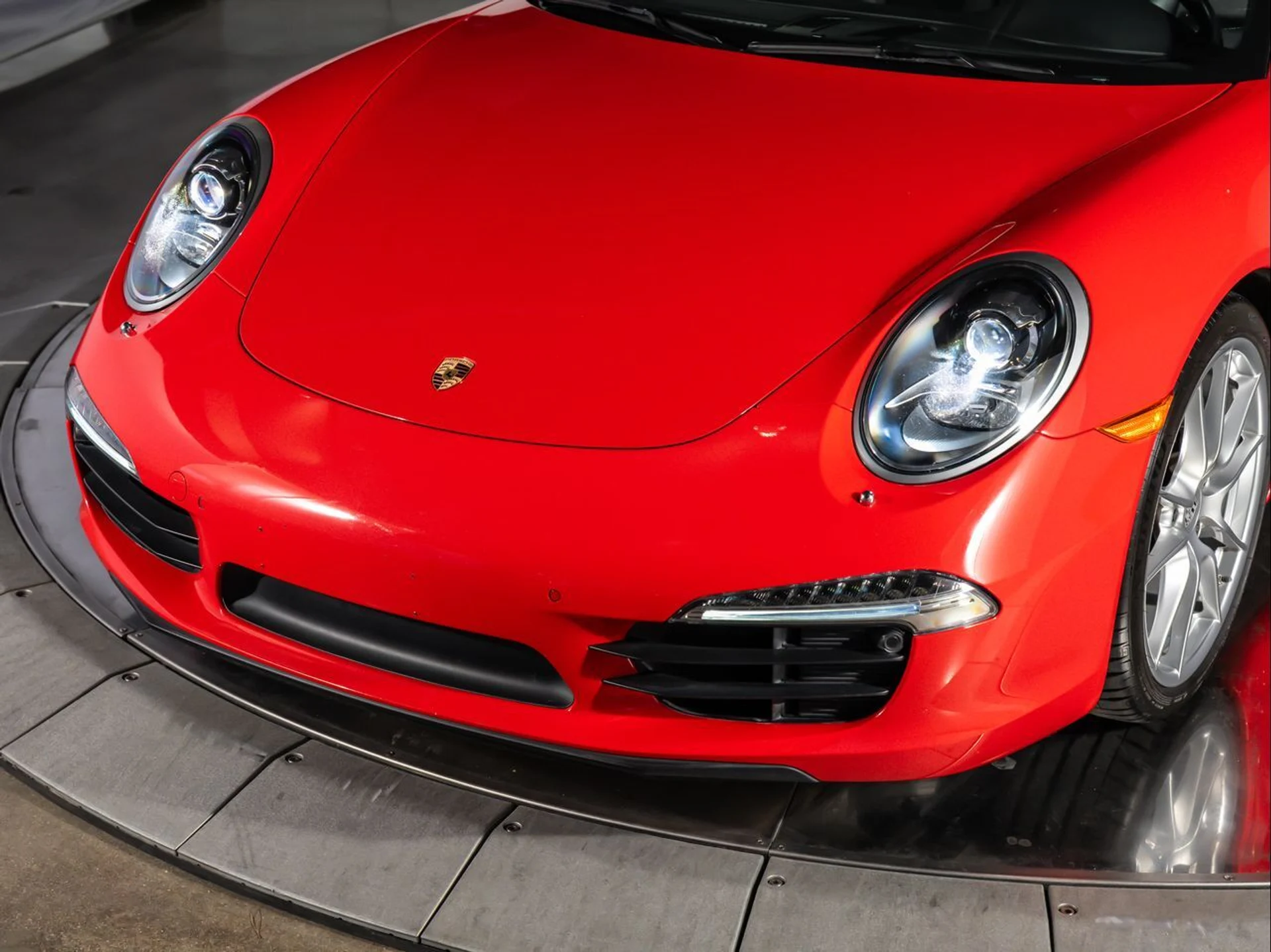 mph010_3203139724_cba759e96b10670c4c733d7459516b32_b5b28a2e21