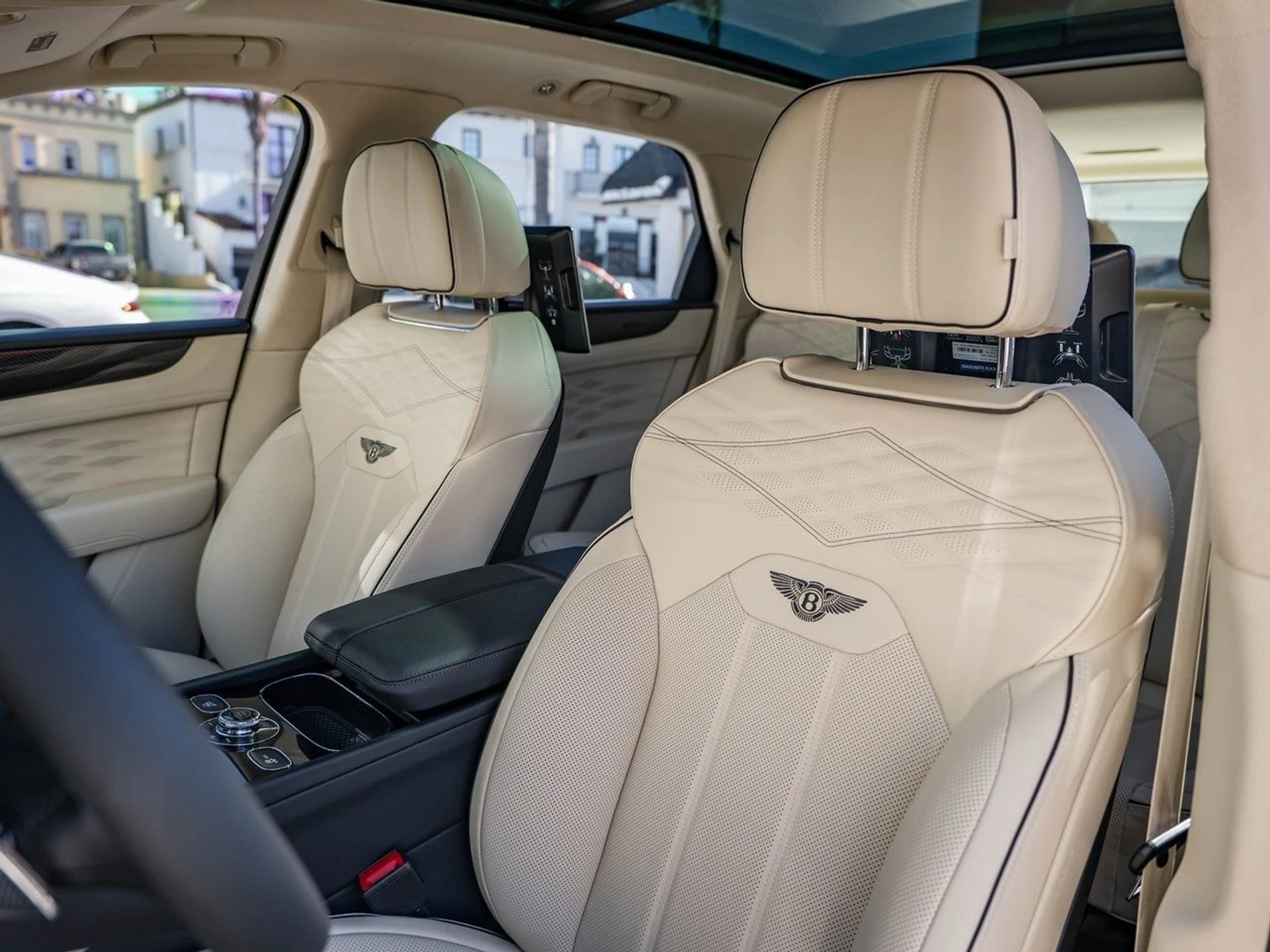 mph010_3206913947_bba5e5cd524b462c445ce8e53d208b8ax_743f57441c