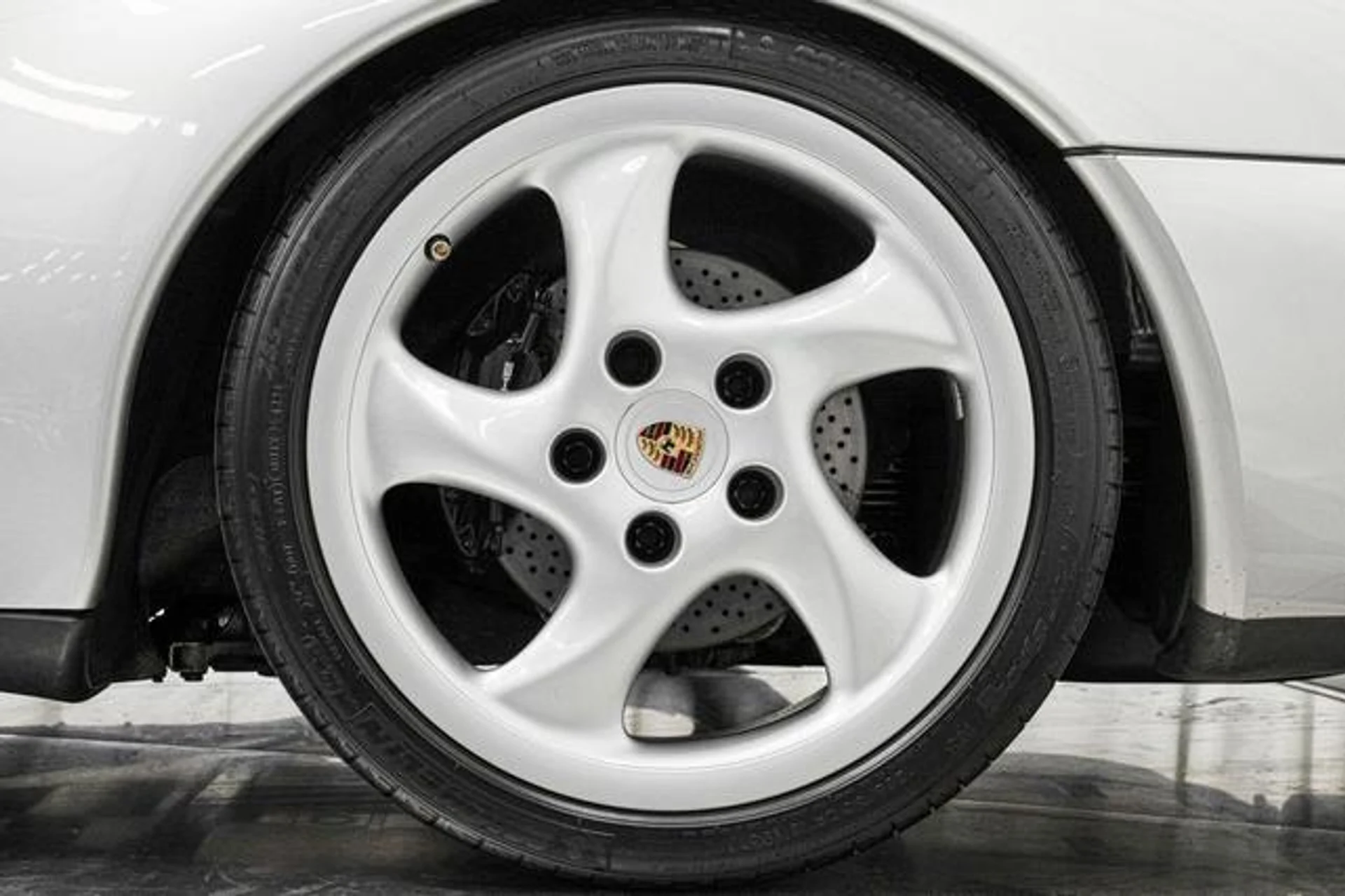 mph010_3211619354_8ny0_NNG_8p_Ug_TS_0b_C_Va_Nblk4_Y_Uhw_01484a81db