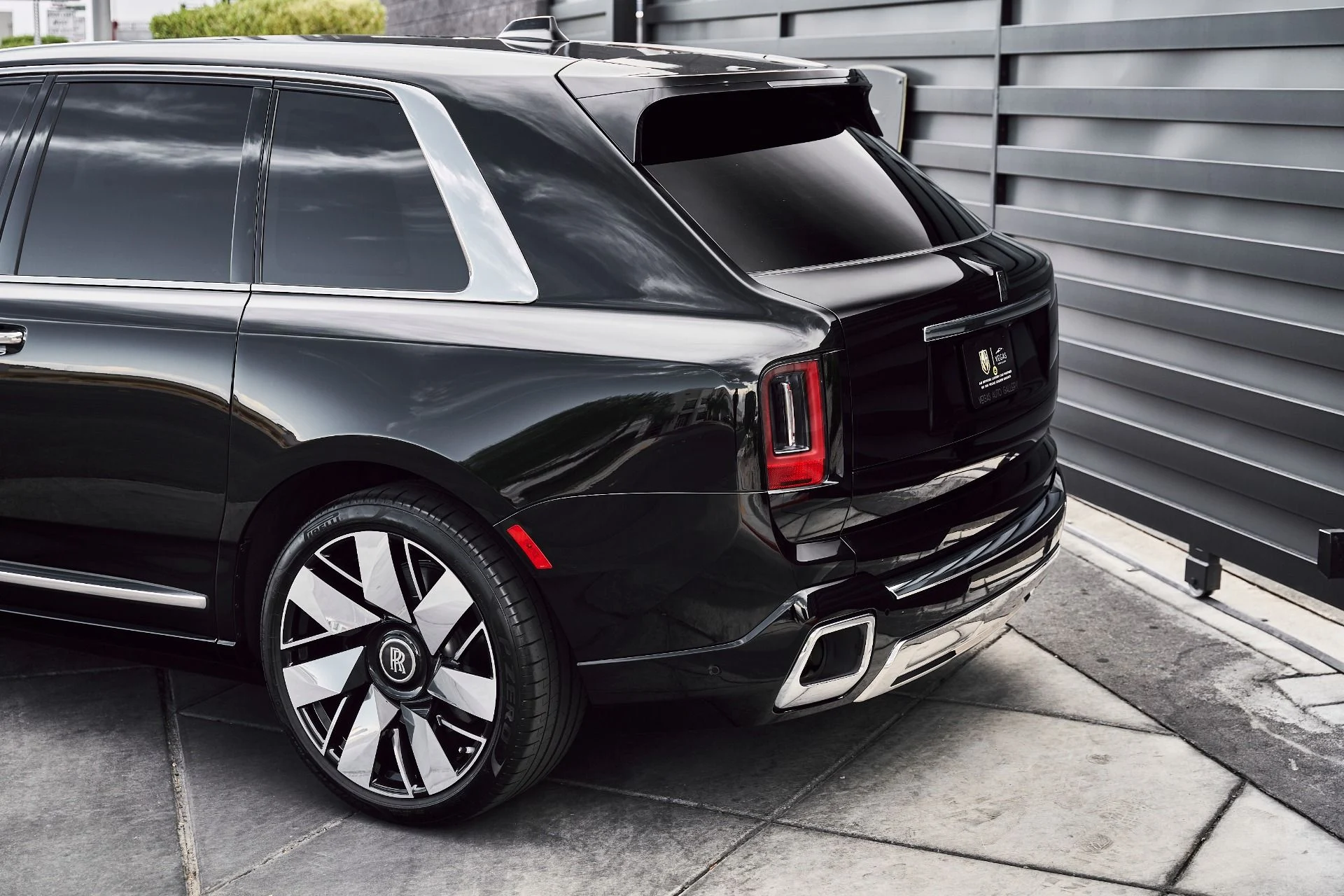 mph010_321633259_Used_2025_Rolls_Royce_Cullinan_1786122754_353c862e45