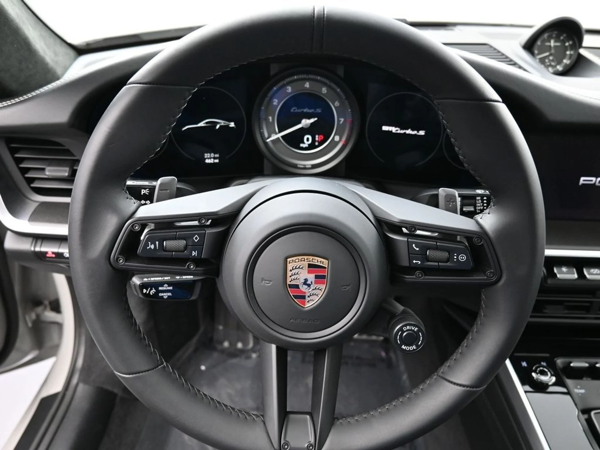 mph010_321951592_da406fc1cd0909bbbbbc440db060f6df_dc8d2d453e