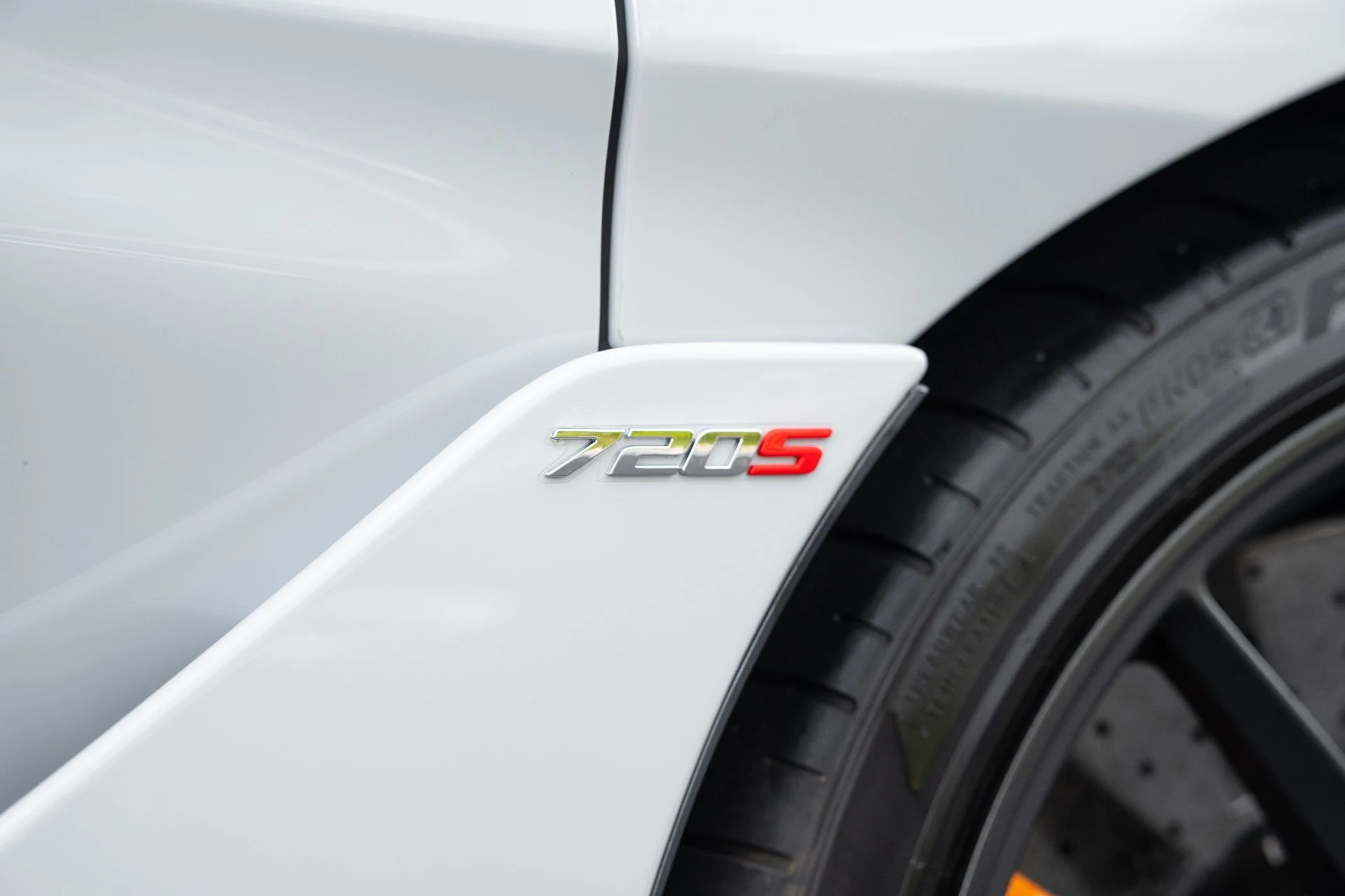 mph010_3219821505_Used_2022_Mc_Laren_720_S_Spider_Performance_1776703279_4069104a62