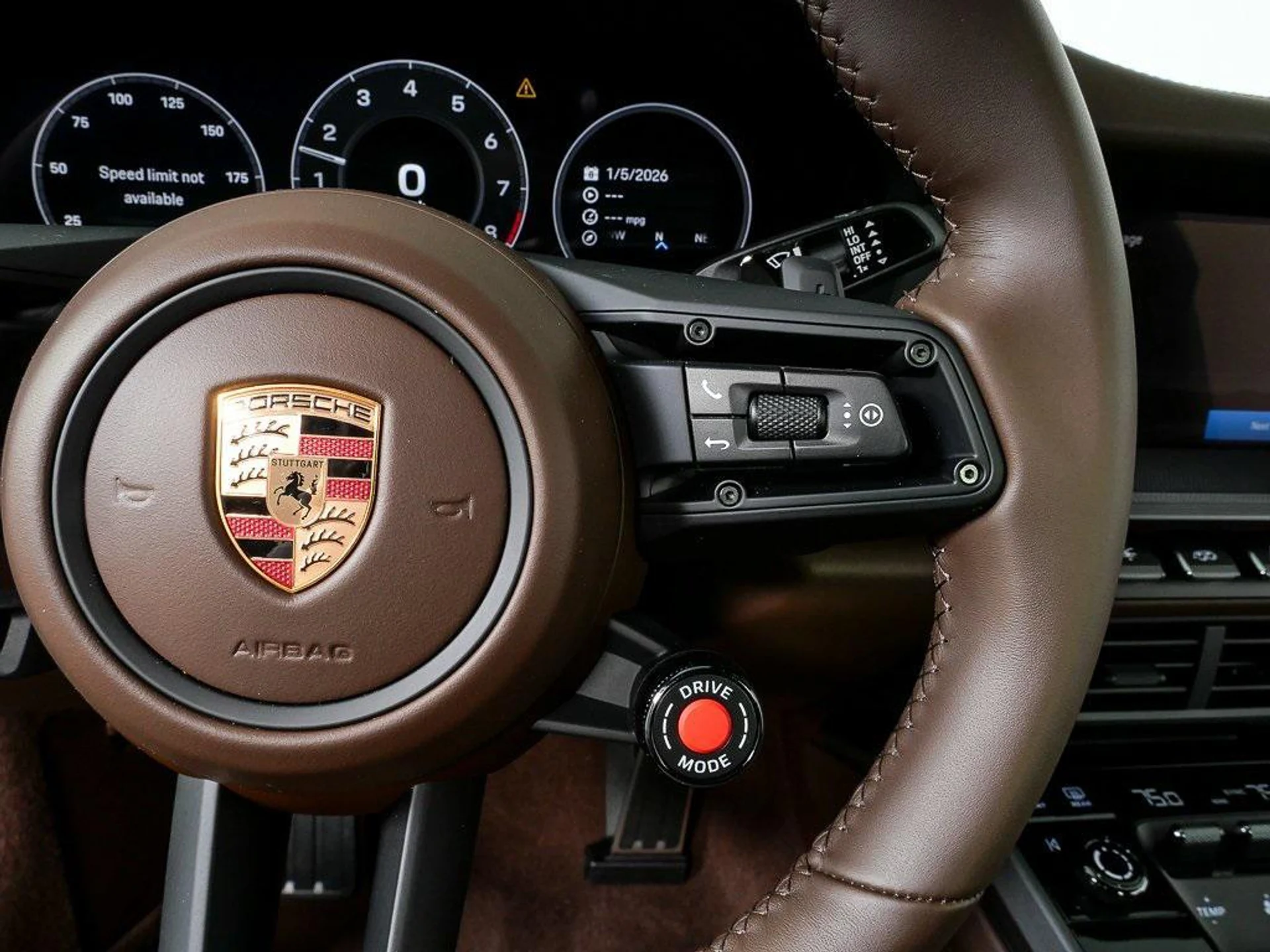 mph010_322607632_Bw_CY_Vi4_Vumh_Jn4yo_PG_4_X_Sp7_Zn_OI_e6278f310e