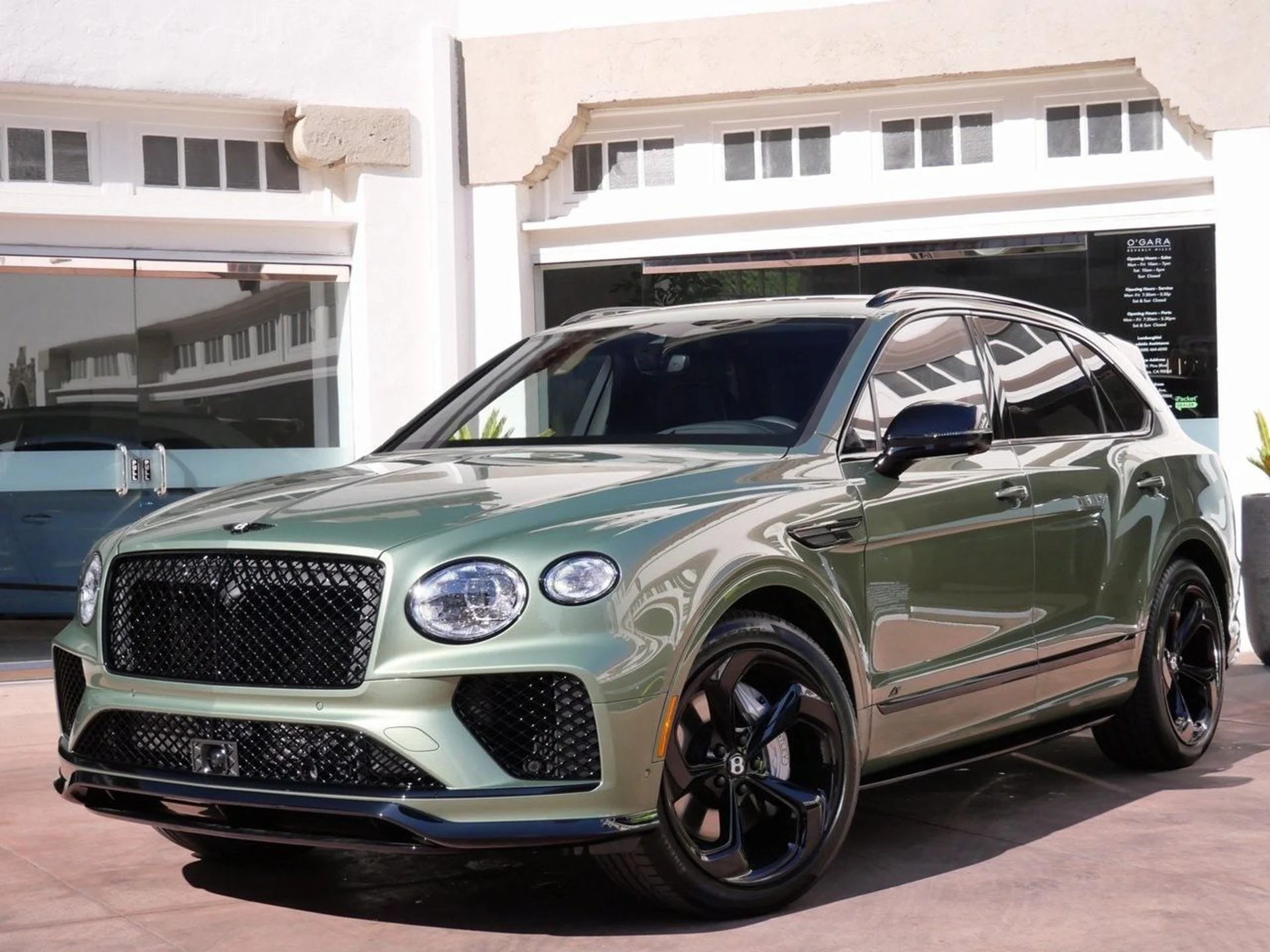 mph010_3232187799_38895b46fcbc961833ad2f1898a034bfx_a8e0a0b180