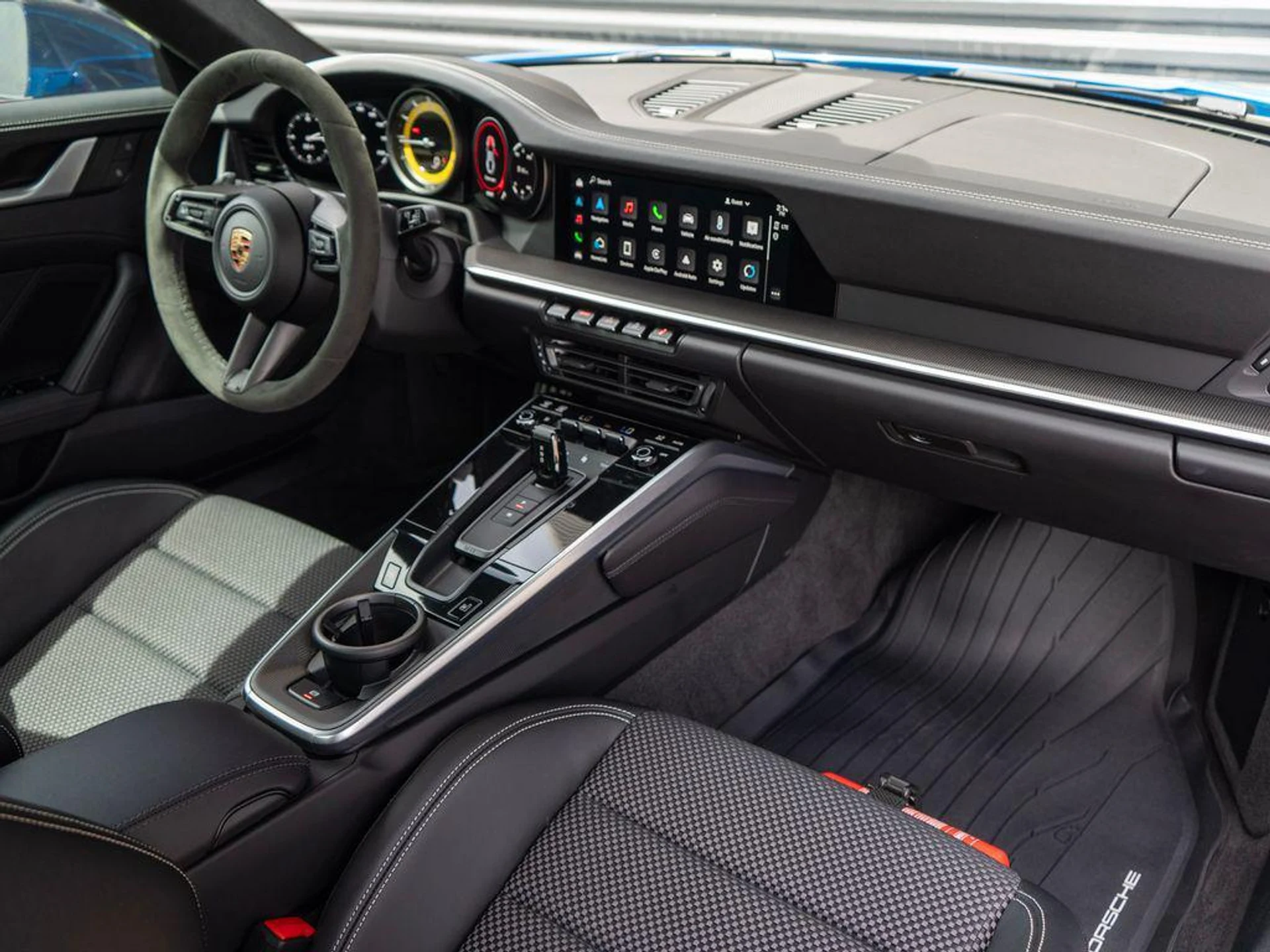 mph010_3244944115_XA_4hg3_ET_3fn_Pndqo_Os_X0o_M2h3fo_be5768f93a