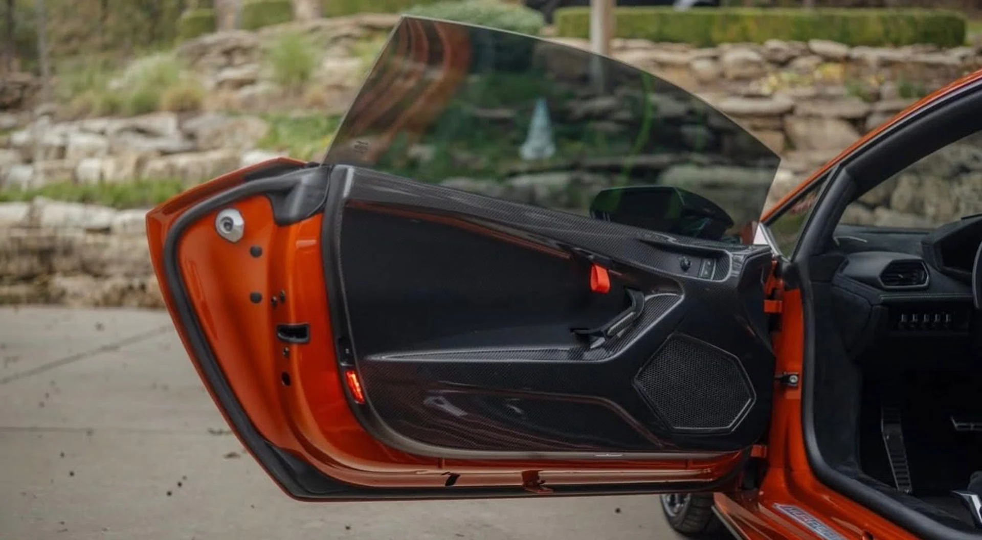 mph010_3248166855_Used_2023_Lamborghini_Huracan_STO_1762290727_637eca5eb2