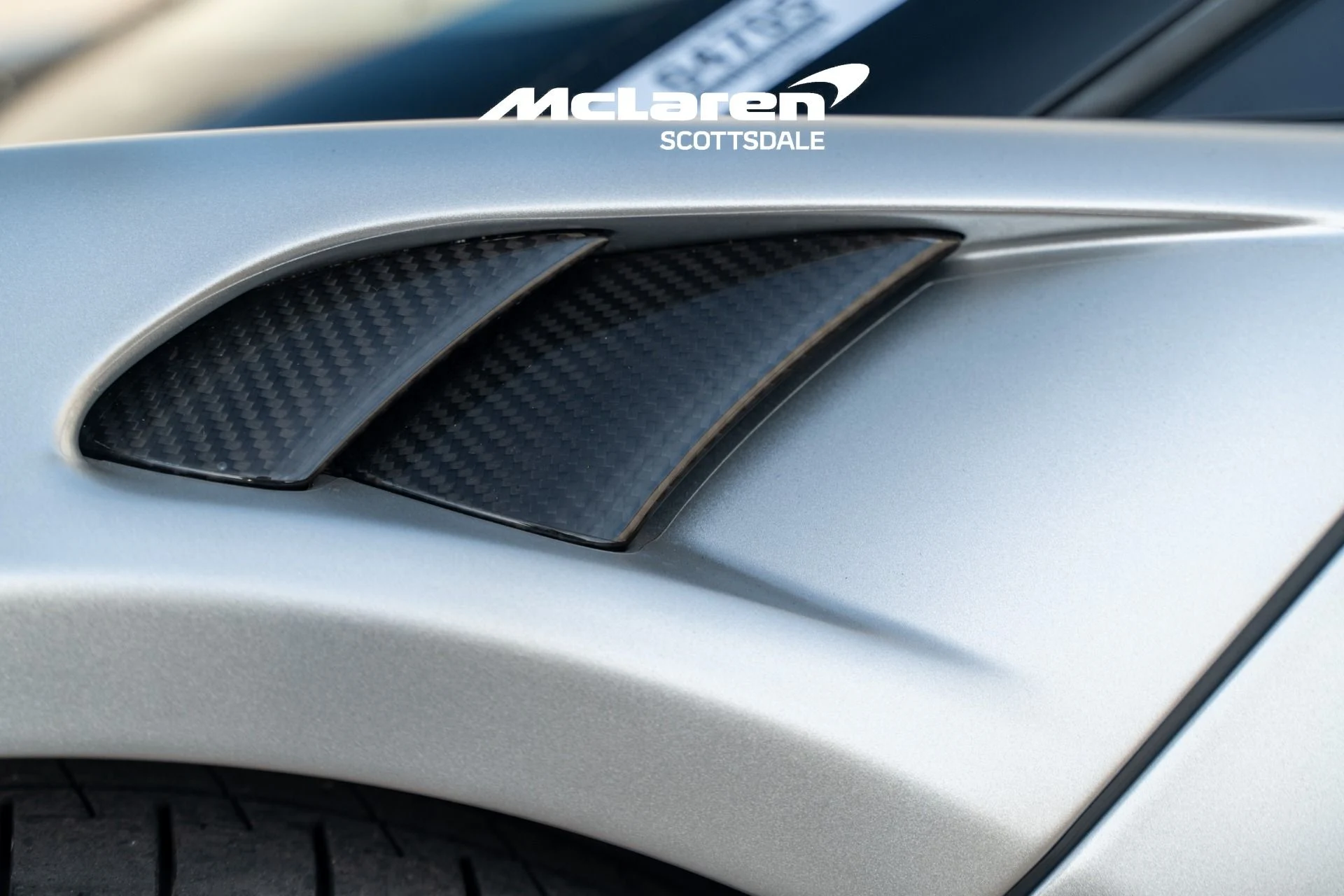 mph010_3250787905_Used_2023_MCLAREN_ARTURA_1766275196_1b625f7646
