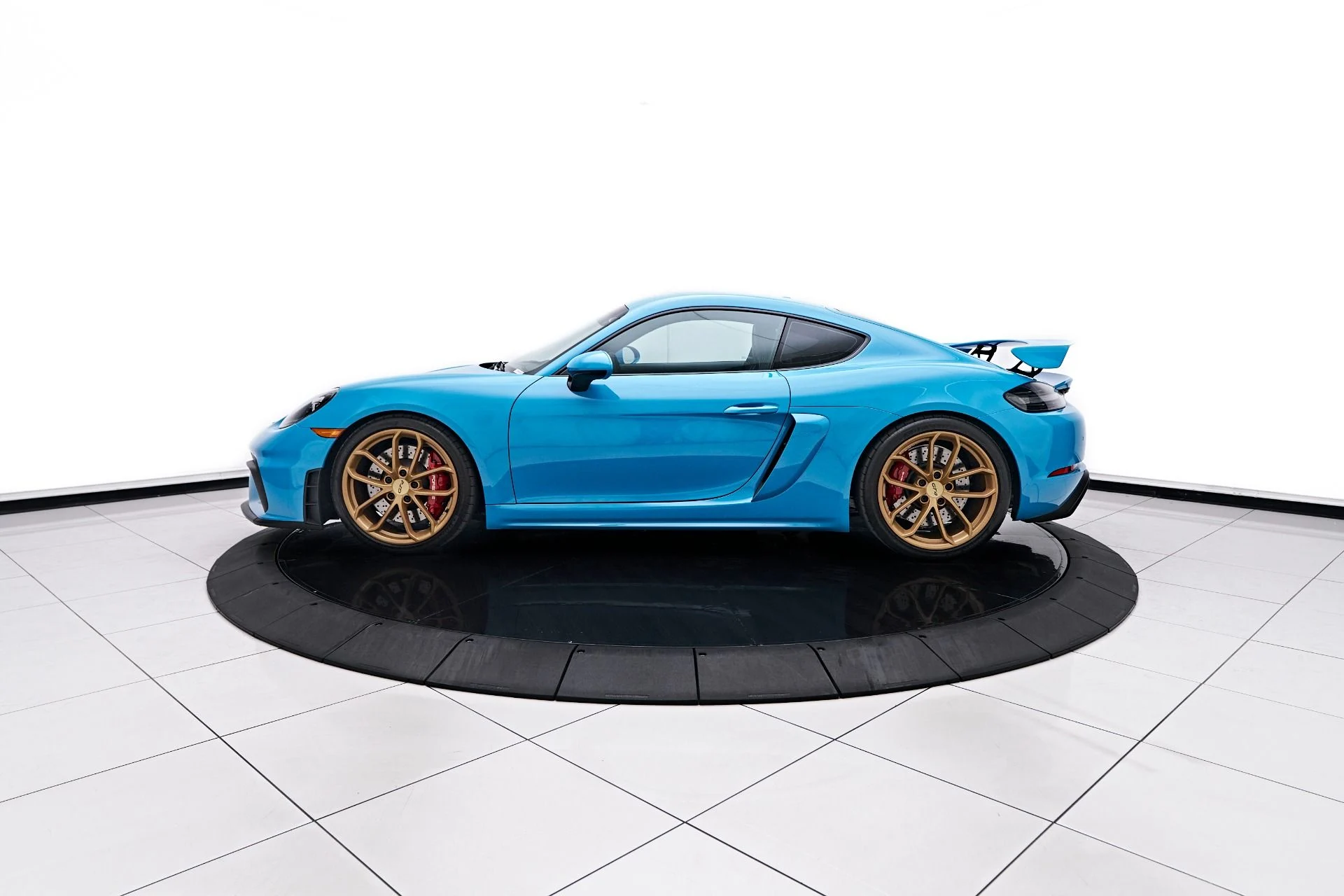 mph010_3251507495_Used_2021_Porsche_718_Cayman_GT_4_1753215060_ec8666695e