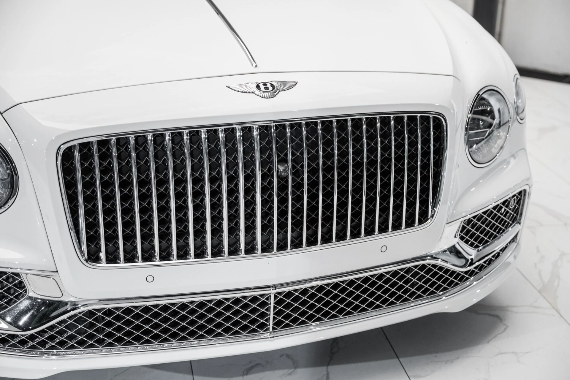 mph010_3251645304_Used_2021_Bentley_Flying_Spur_V8_1752848814_fccef83ee2