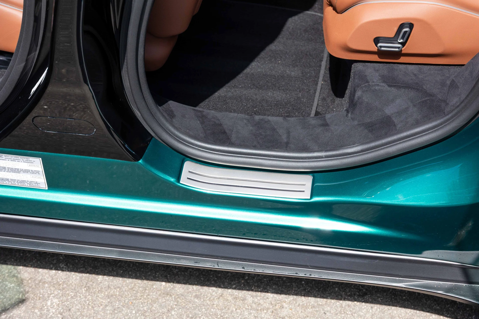 mph010_3251969062_820880374ca5ea1589cccb882439b0fc_328a337ed0