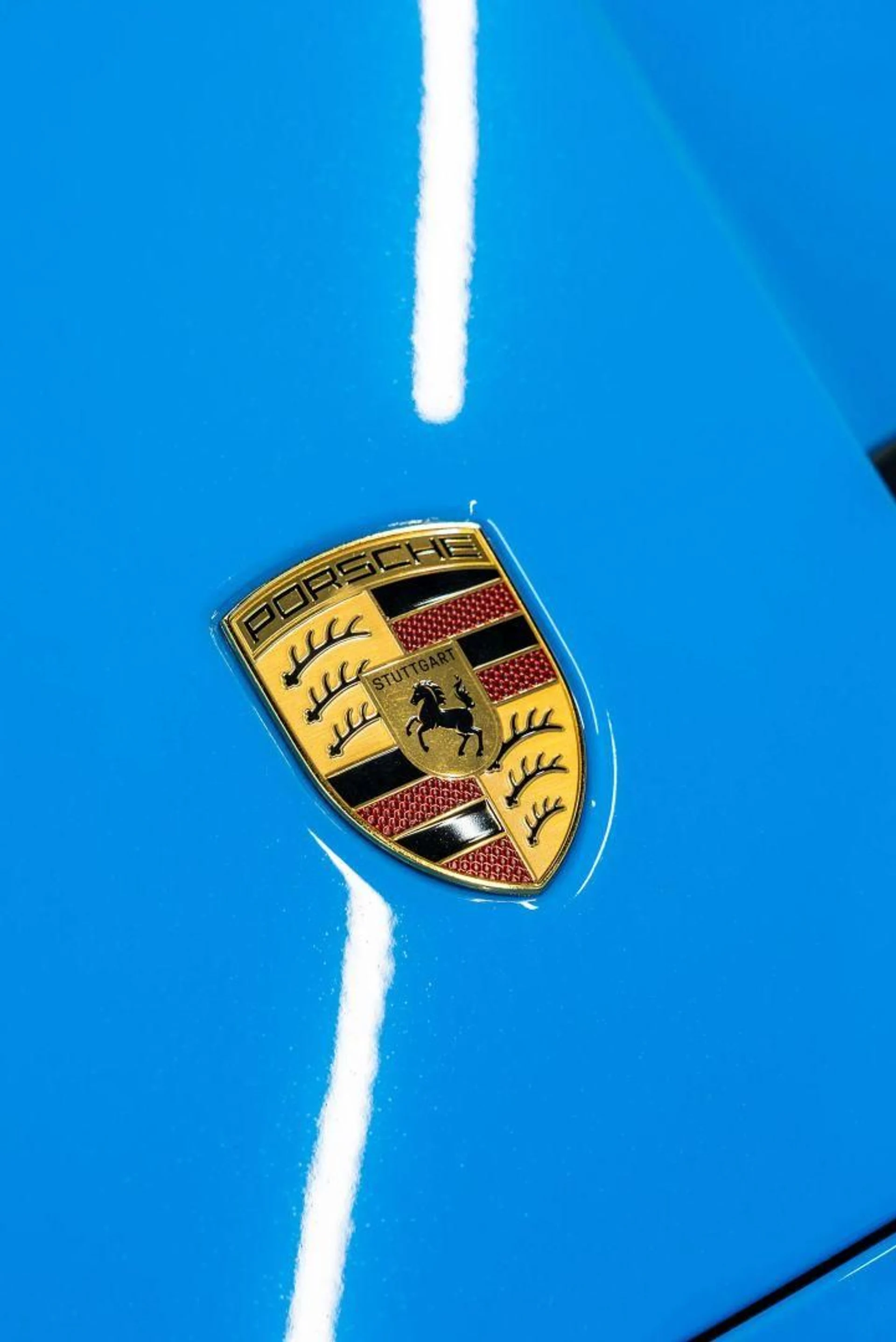 mph010_3253829575_Used_2026_Porsche_911_GT_3_w_Touring_Pkg_Coupe_2_D_1789774020_4a0c461f0a