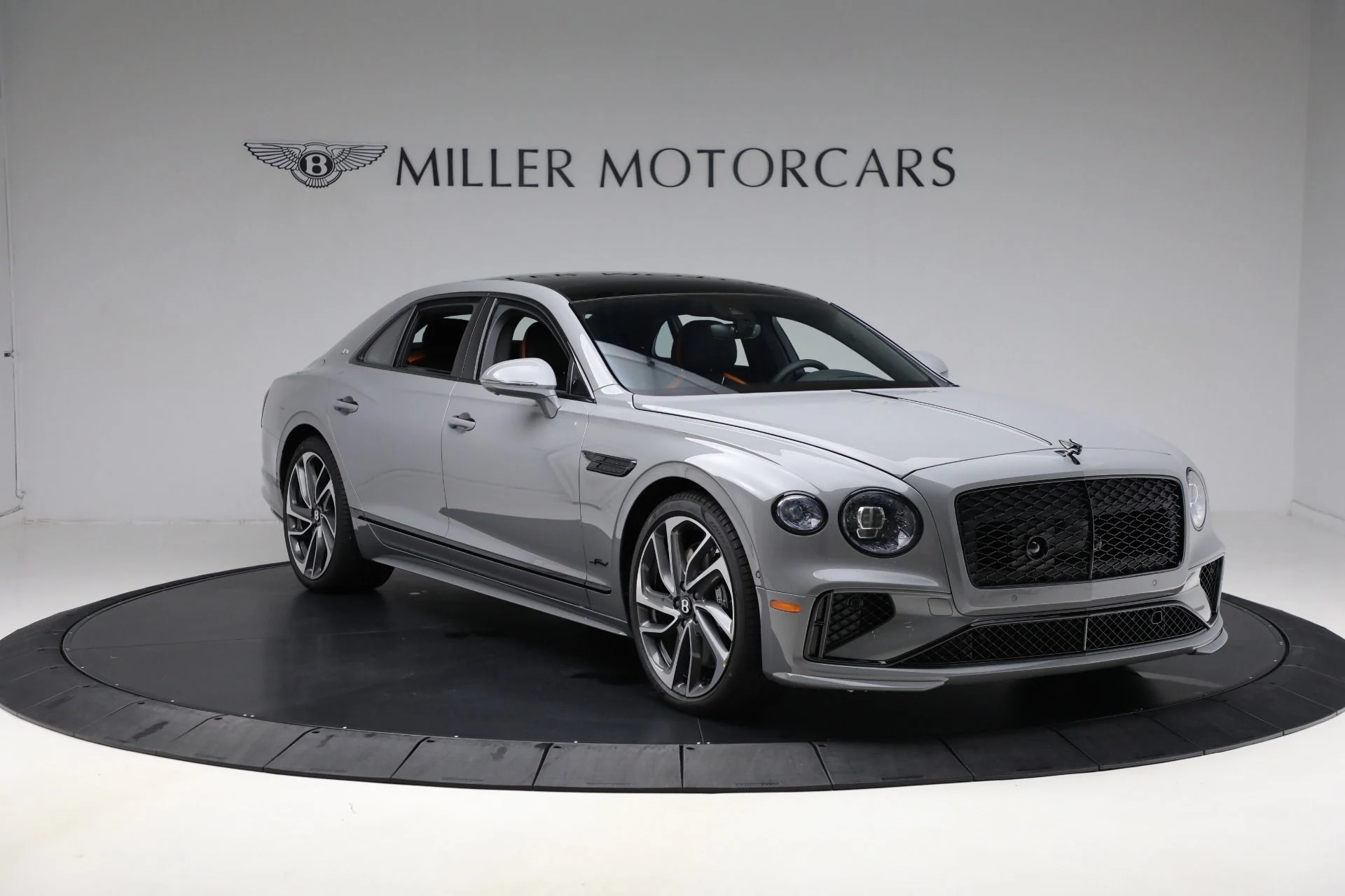 mph010_3255558248_New_2025_Bentley_Flying_Spur_Speed_5c449c33eb