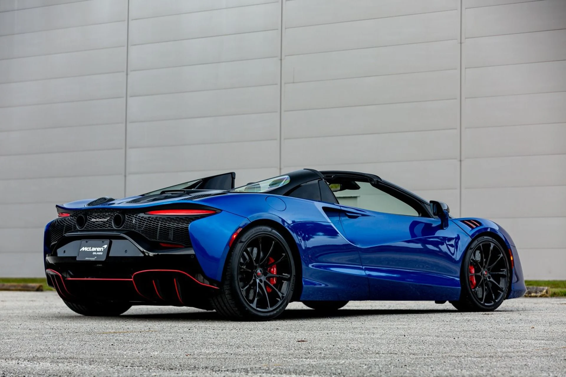 mph010_3268101808_458_p11_l_743d45dcc2