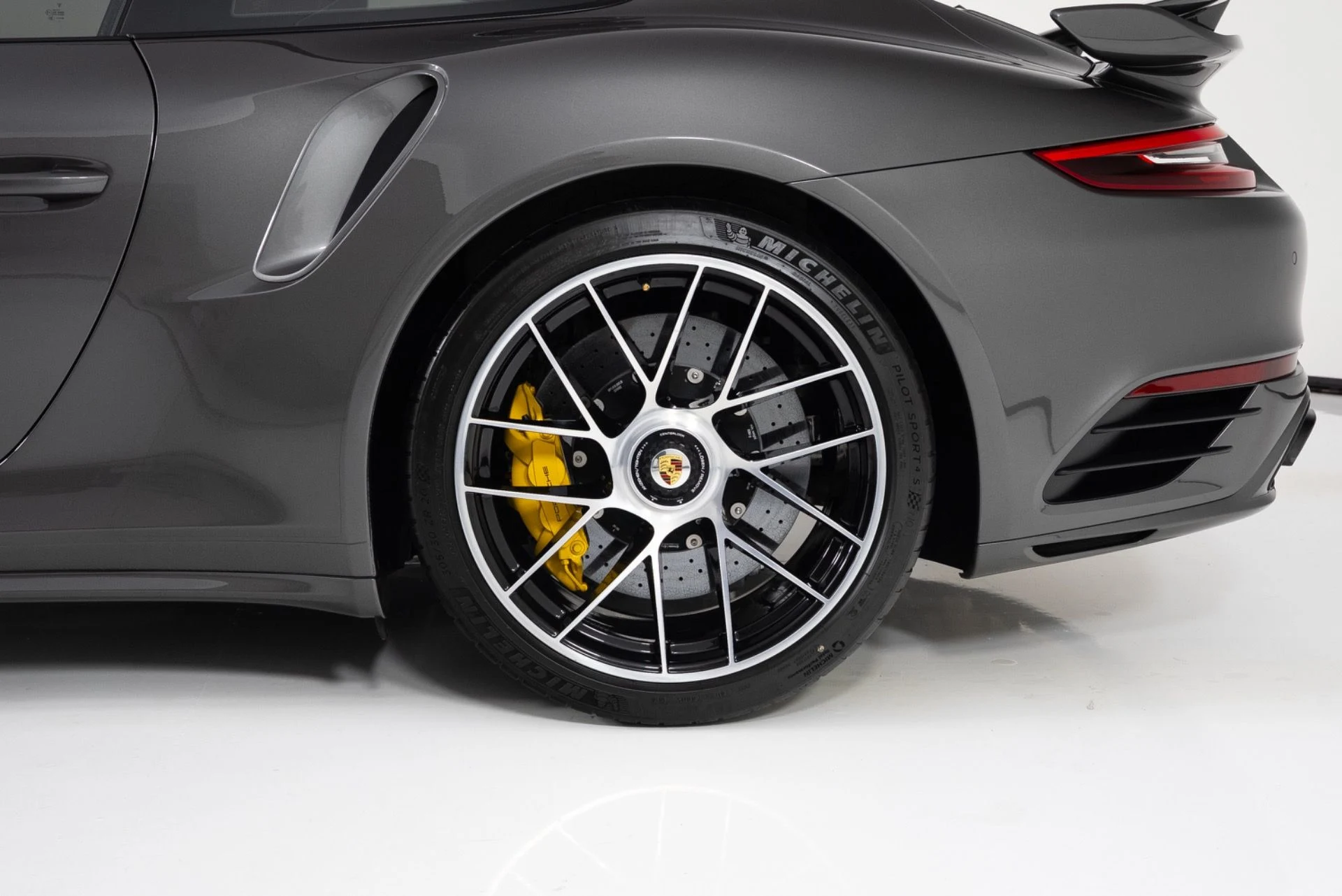 mph010_327990245_Used_2019_Porsche_911_Turbo_S_1774999636_3319f93417