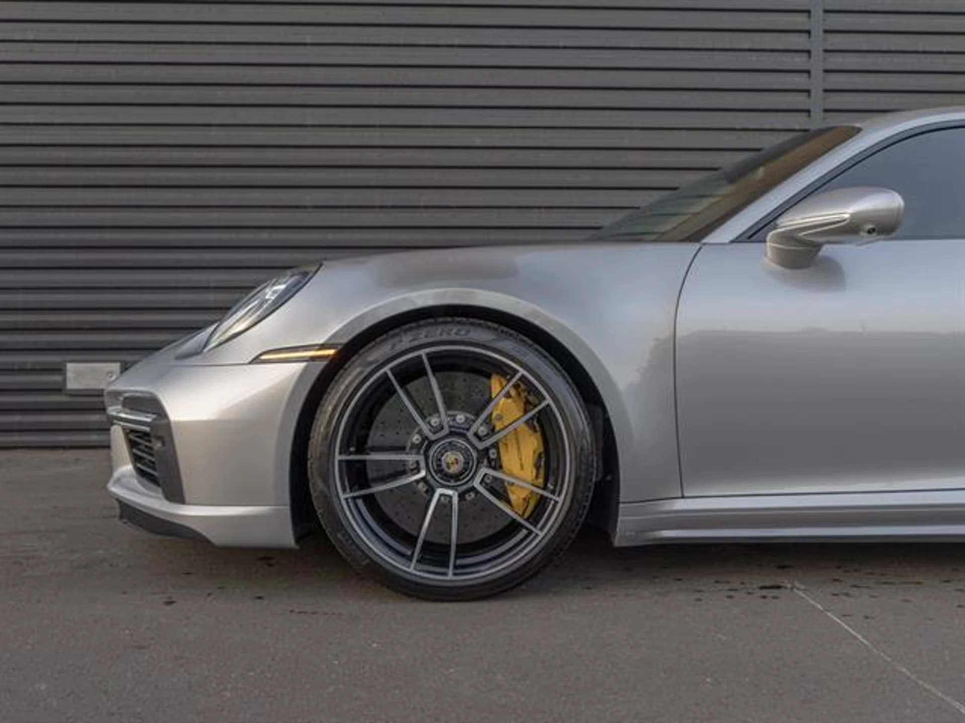 mph010_3279968470_9p_W_Xk_Kwg40_Jo3_En_J7kd2_O08_Bi_A_4734255e6c