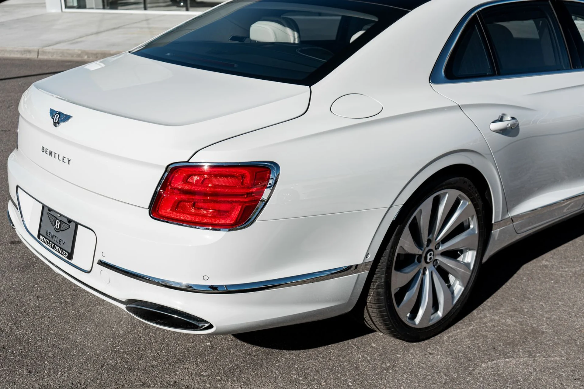 mph010_3281801884_e60d6c0c_35fe_4e4e_8bbb_ea8d0e24f192_475b669c55