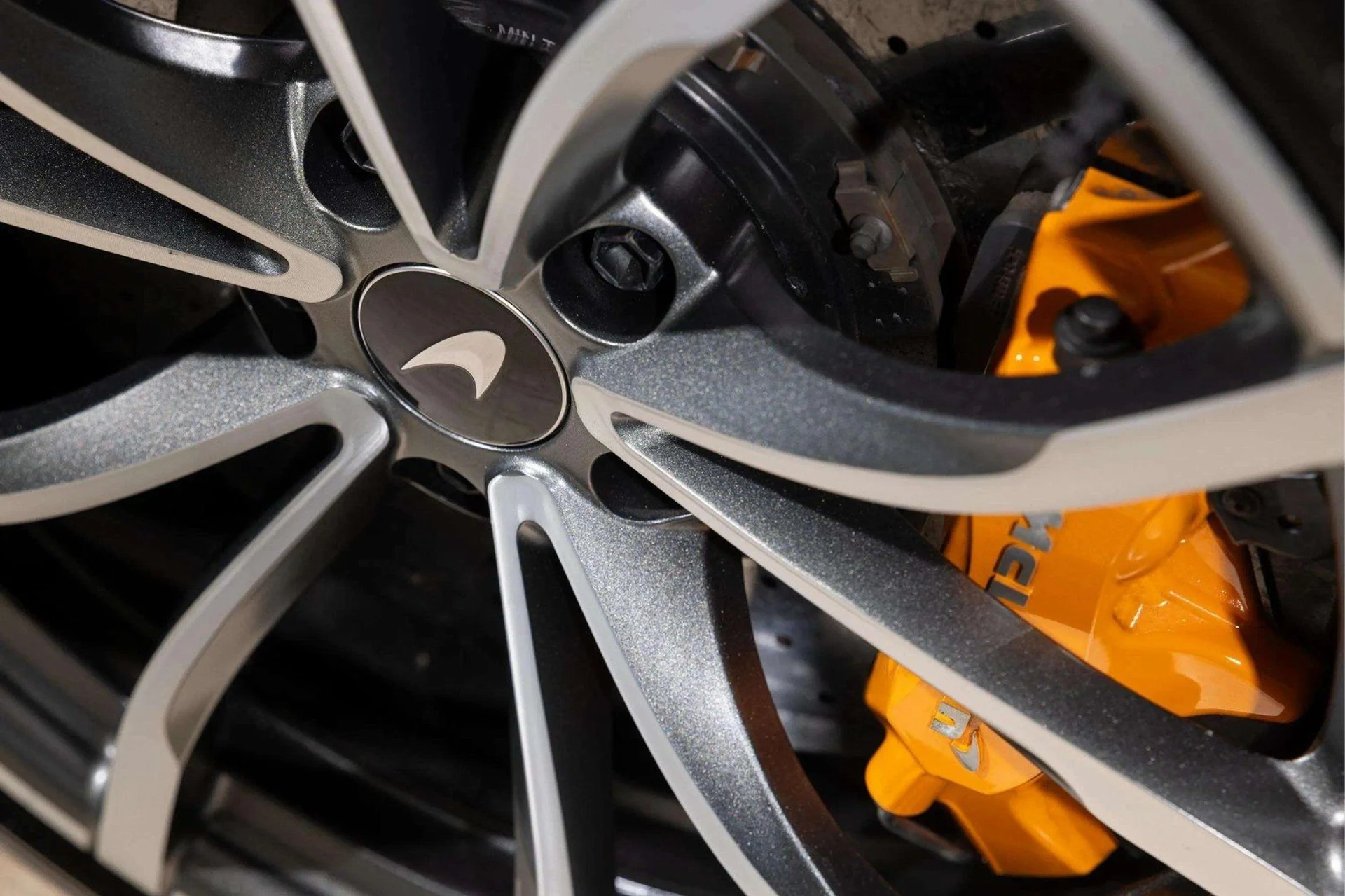 mph010_3283096956_image_11_b0084a6238