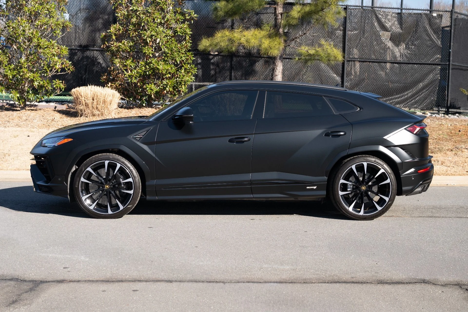 mph010_3284155581_Used_2024_Lamborghini_URUS_S_1771273378_861017efa5