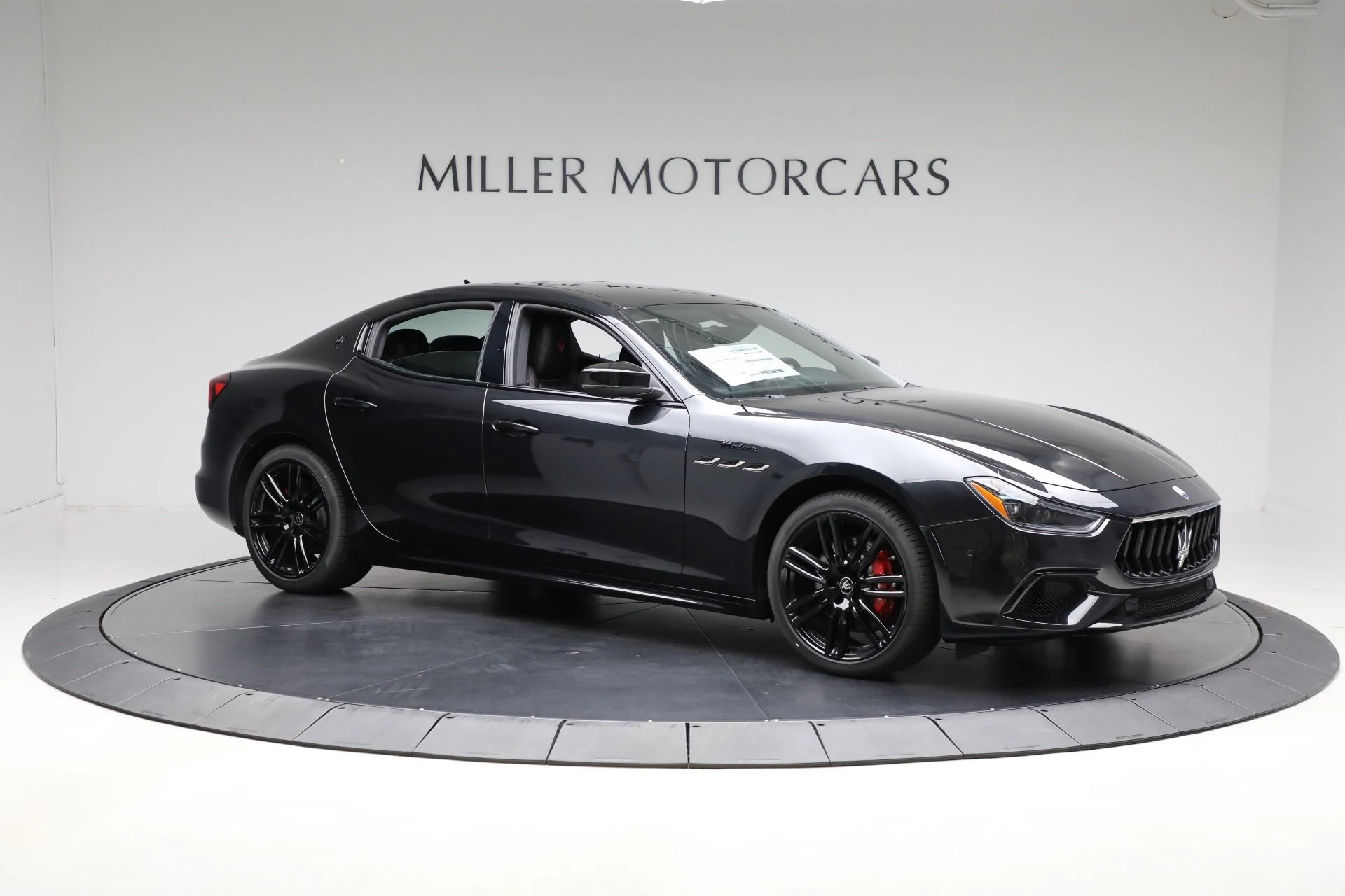 mph010_3284680359_New_2024_Maserati_Ghibli_Modena_Ultima_Q4_4f7dea948f