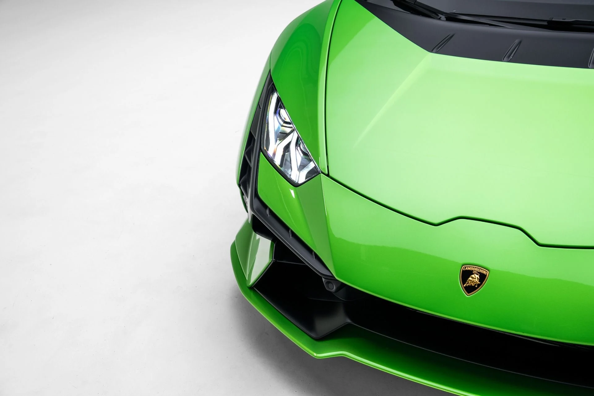 mph010_3287521519_Used_2023_Lamborghini_Huracan_Tecnica_1775770975_0dd85c3d20