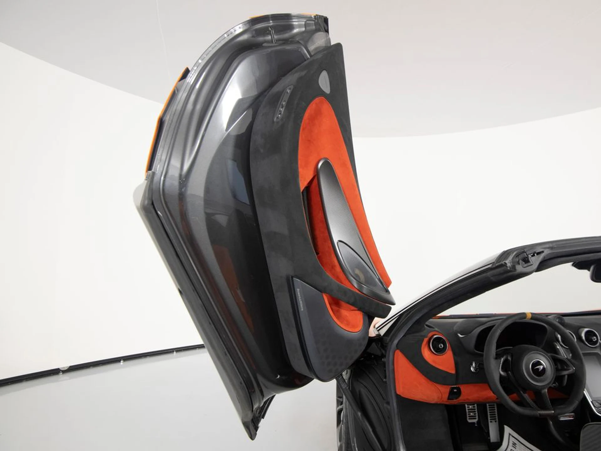 mph010_3288083717_6578d74db5a053bb015271728b842492x_19a36aa7c8